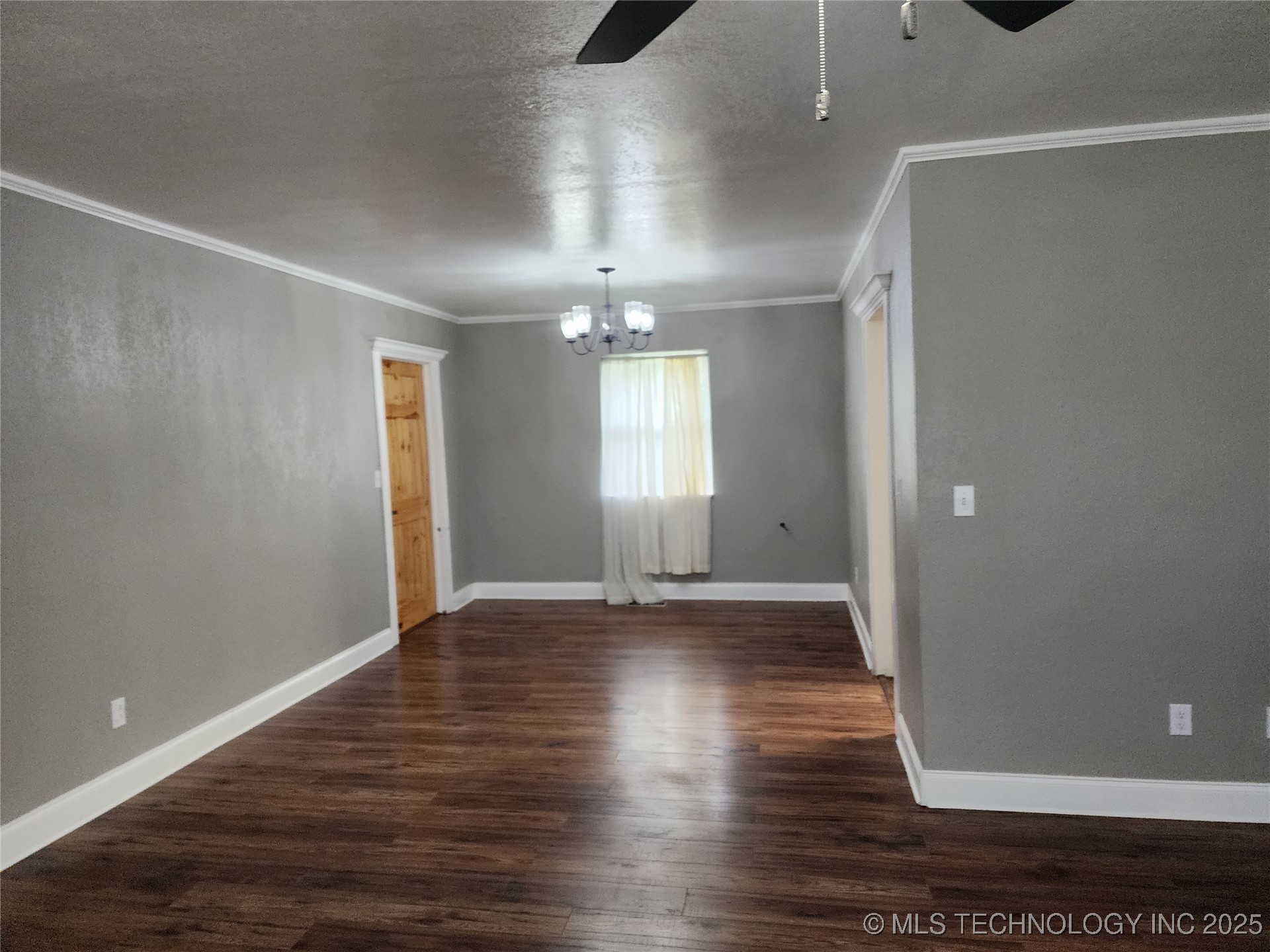 10290 County Road 1543 Property Photo 5