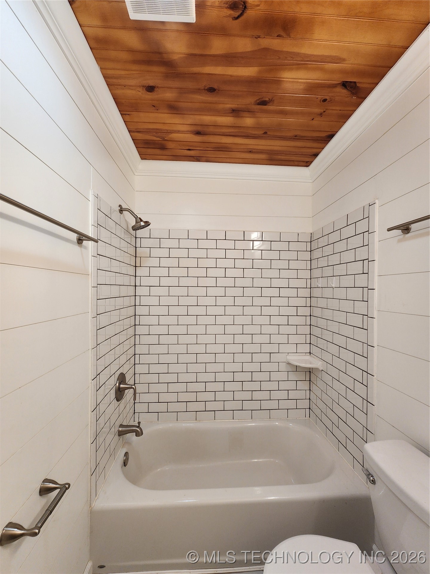 10290 County Road 1543 Property Photo 17