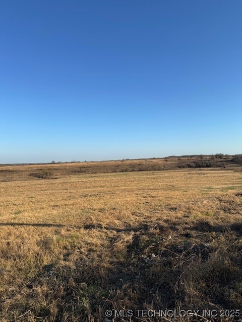 Smiley Road Property Photo 3