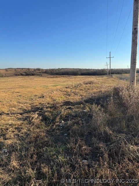 Smiley Road Property Photo 5