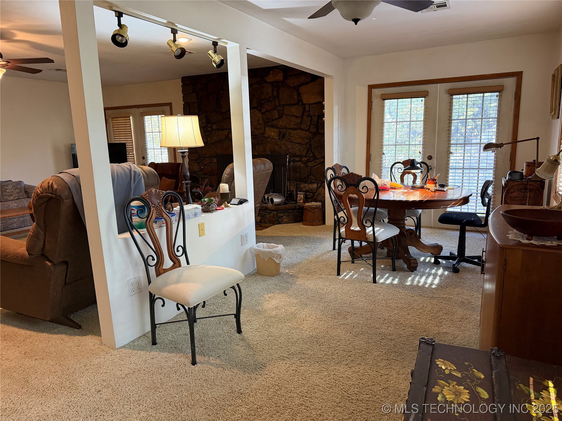 425671 E 1168 Road Property Photo 12