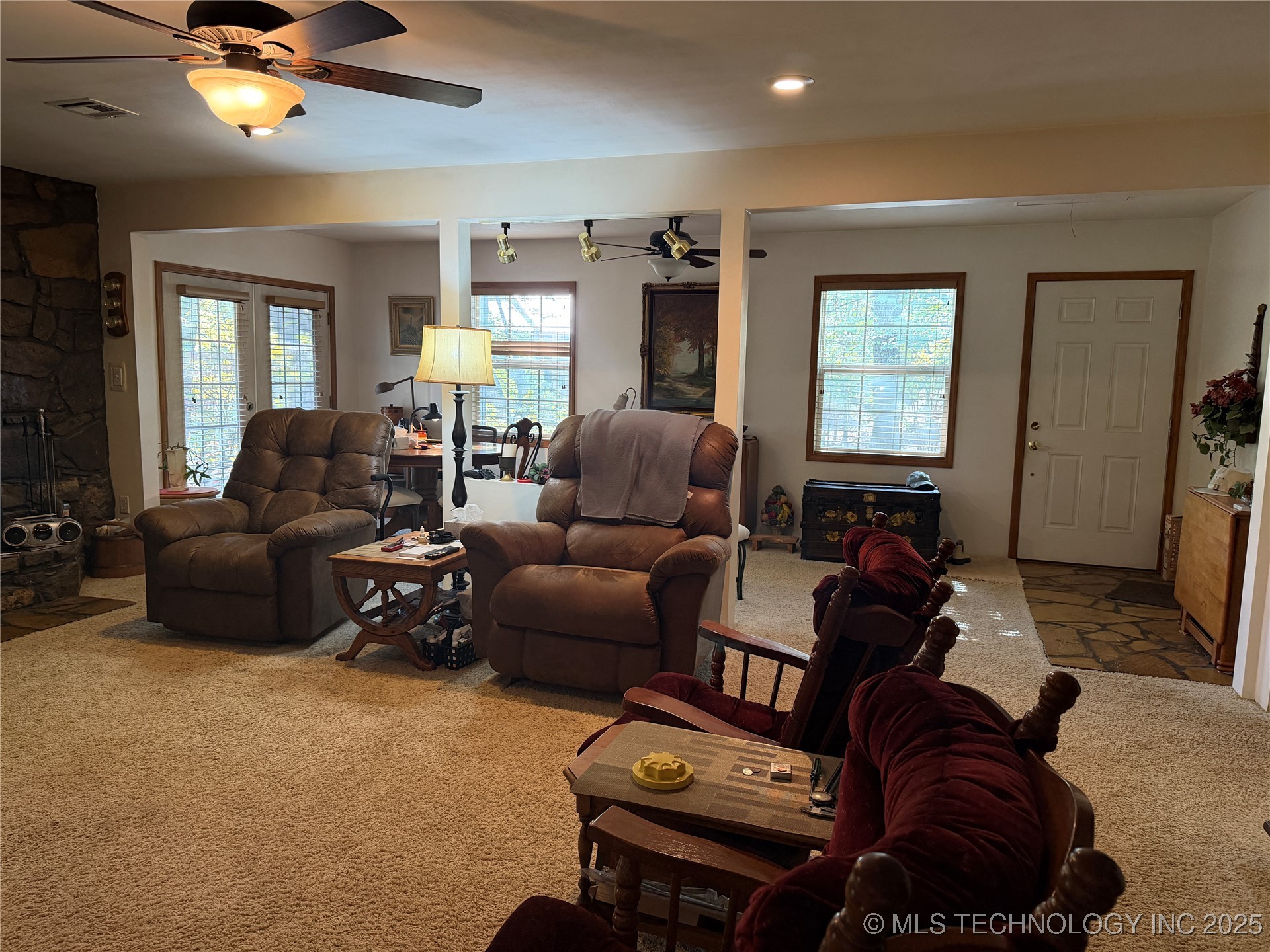 425671 E 1168 Road Property Photo 13