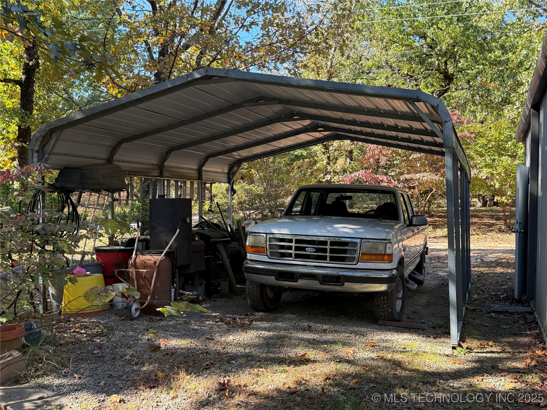 425671 E 1168 Road Property Photo 22