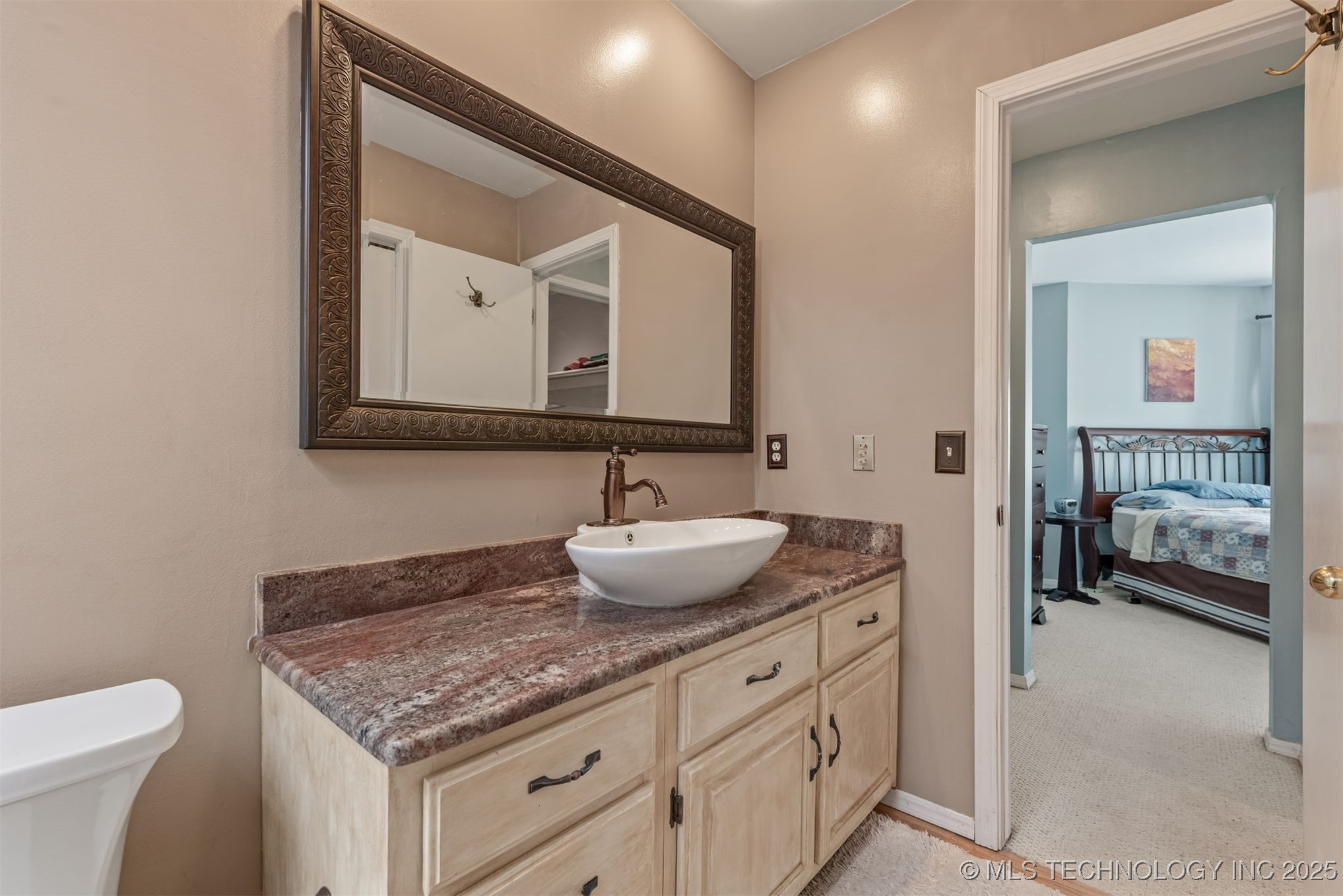 1410 S Houston Avenue D Property Photo 29