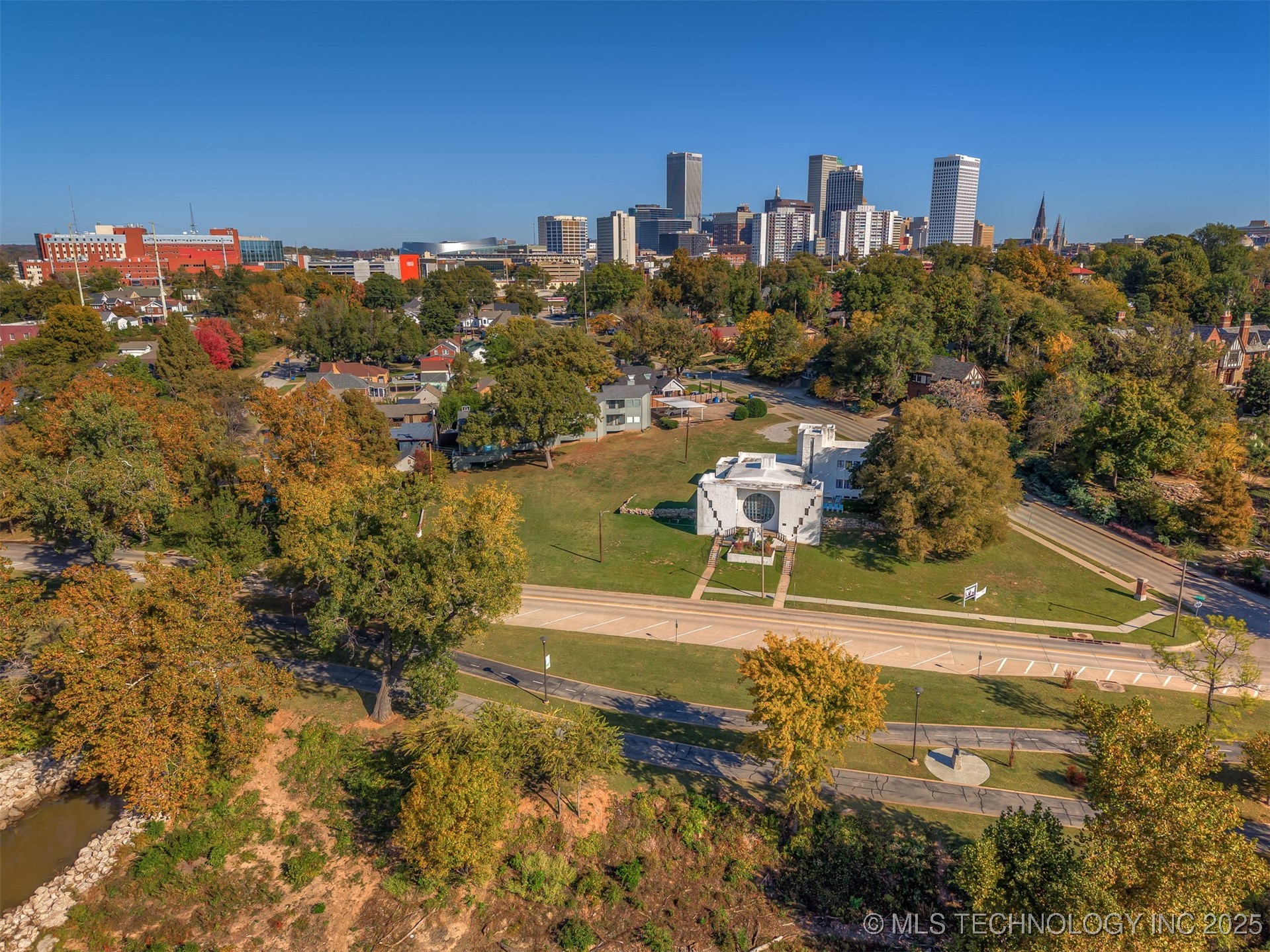 1410 S Houston Avenue D Property Photo 41