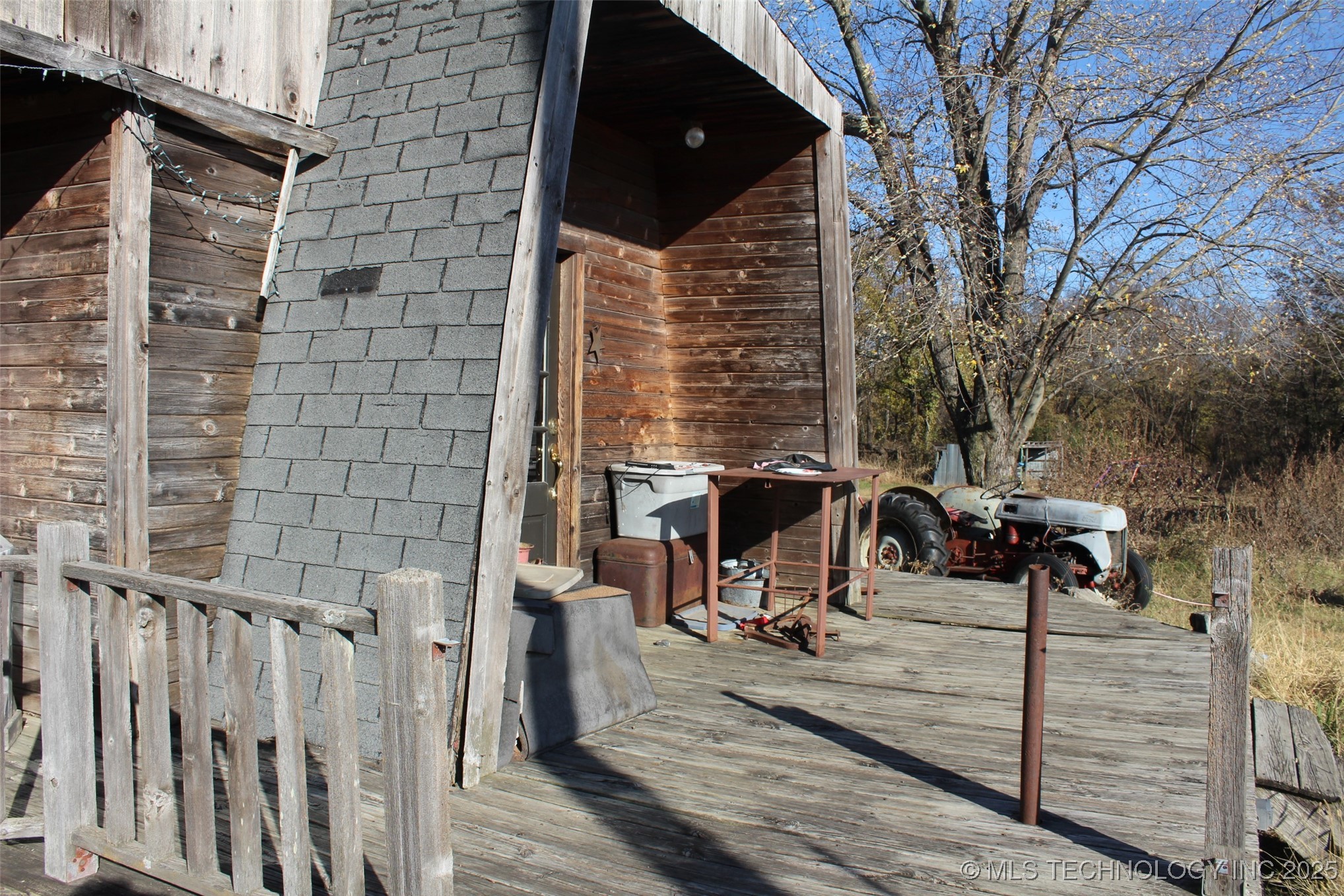 65337 S 220 Road Property Photo 6