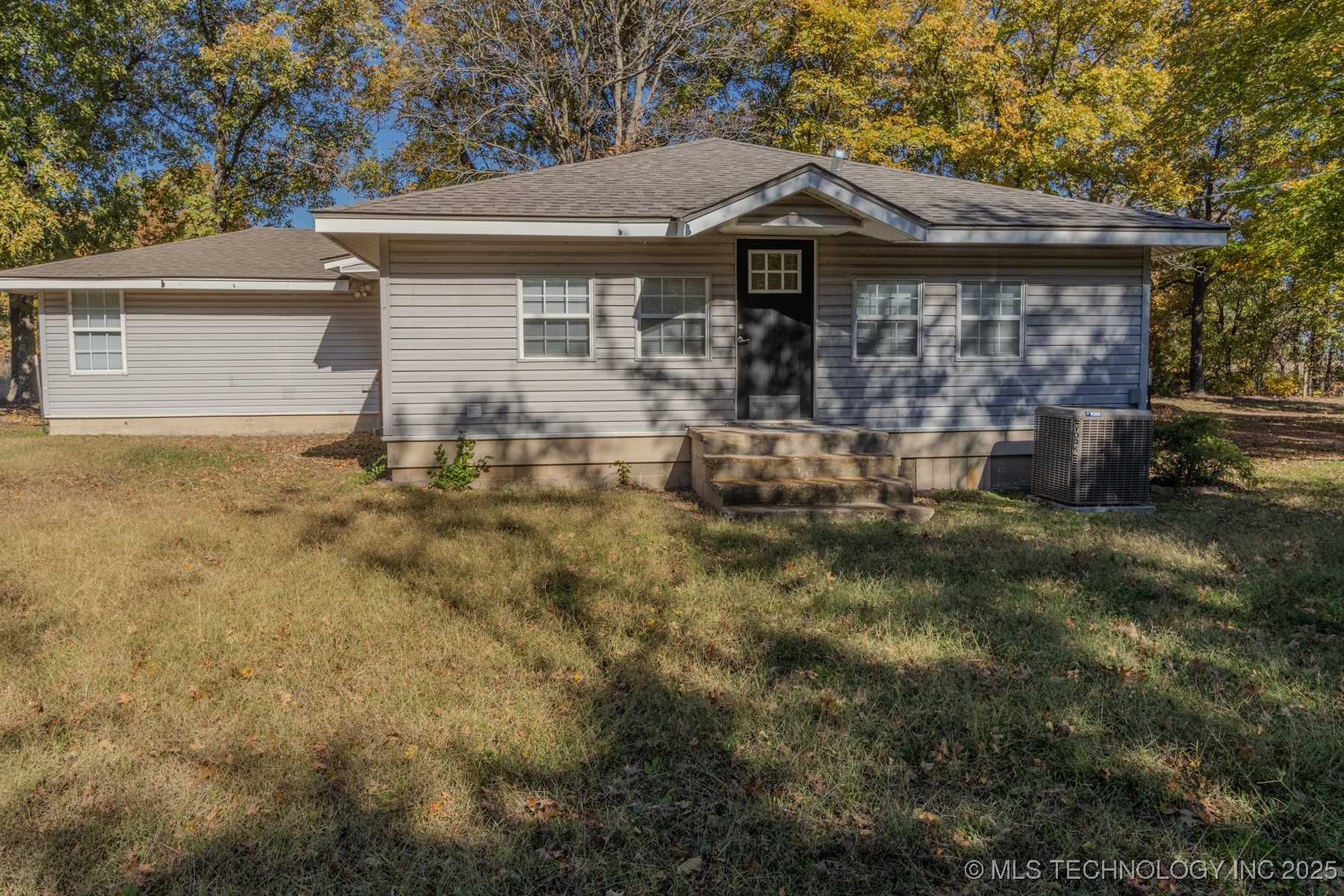 10171 E Hwy 412 Alt Highway E Property Photo 44