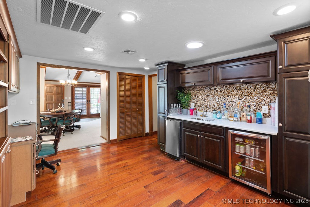 6859 Magnolia Drive Property Photo 14