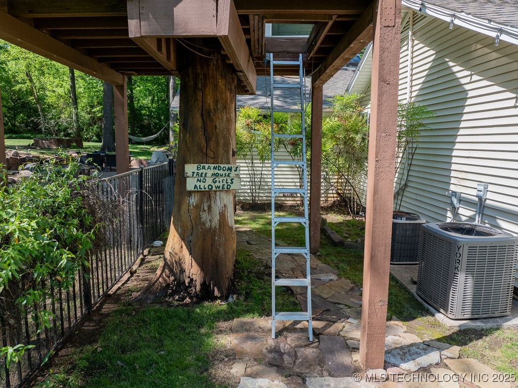 6859 Magnolia Drive Property Photo 43