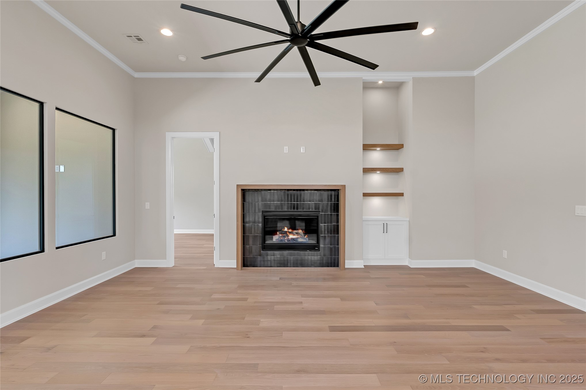 11966 S 94th East Avenue Property Photo 8