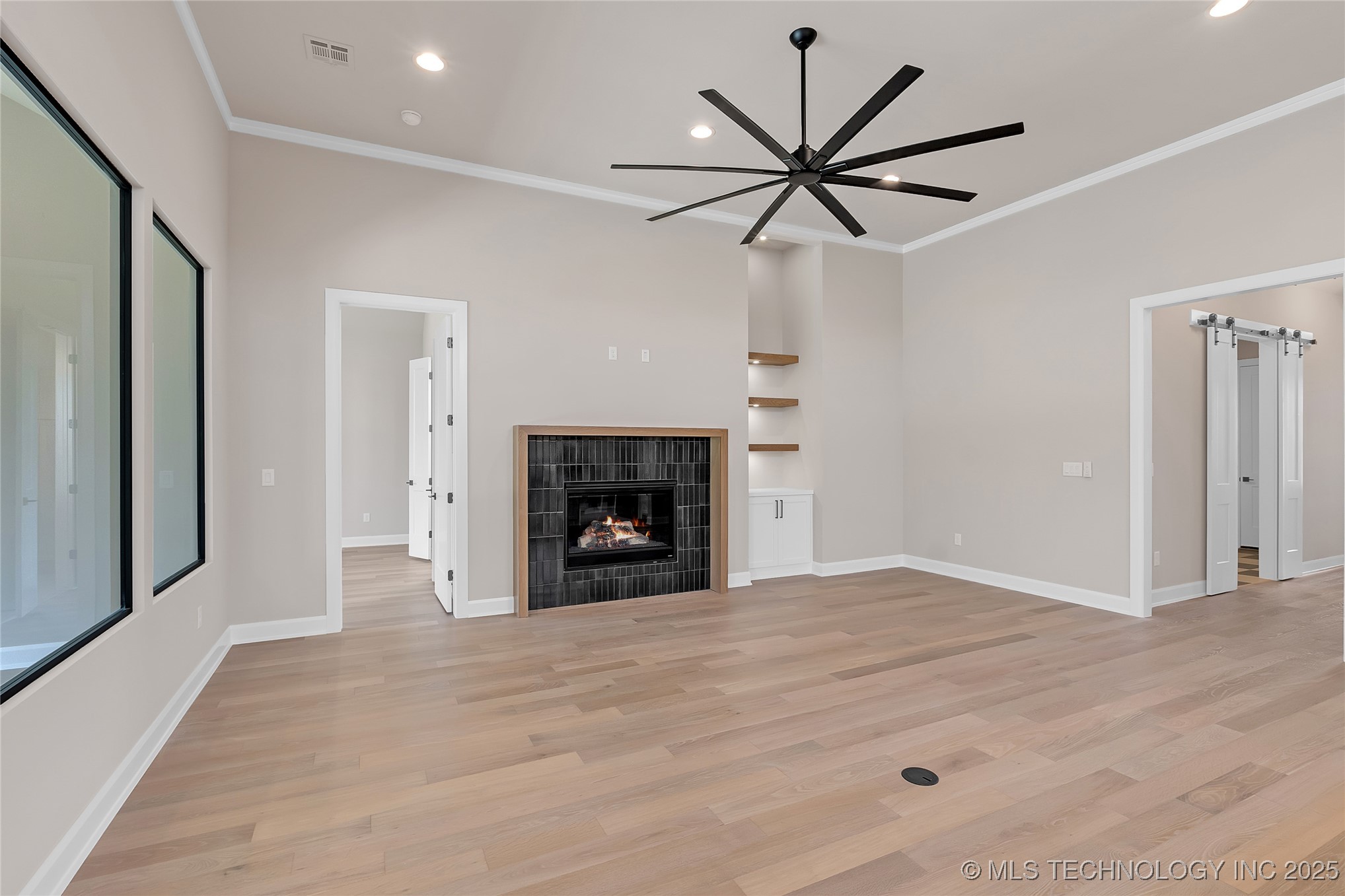 11966 S 94th East Avenue Property Photo 9