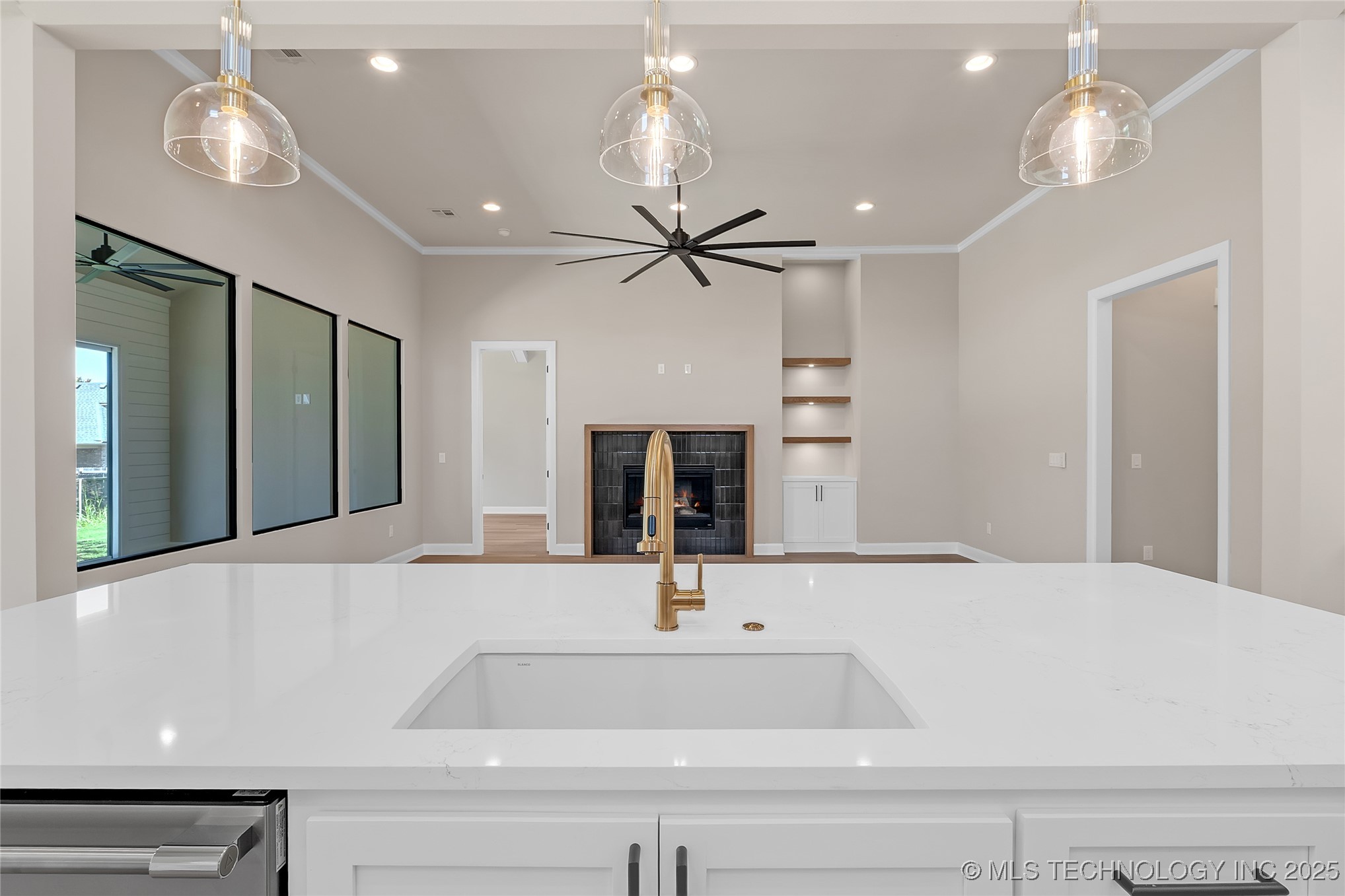 11966 S 94th East Avenue Property Photo 14