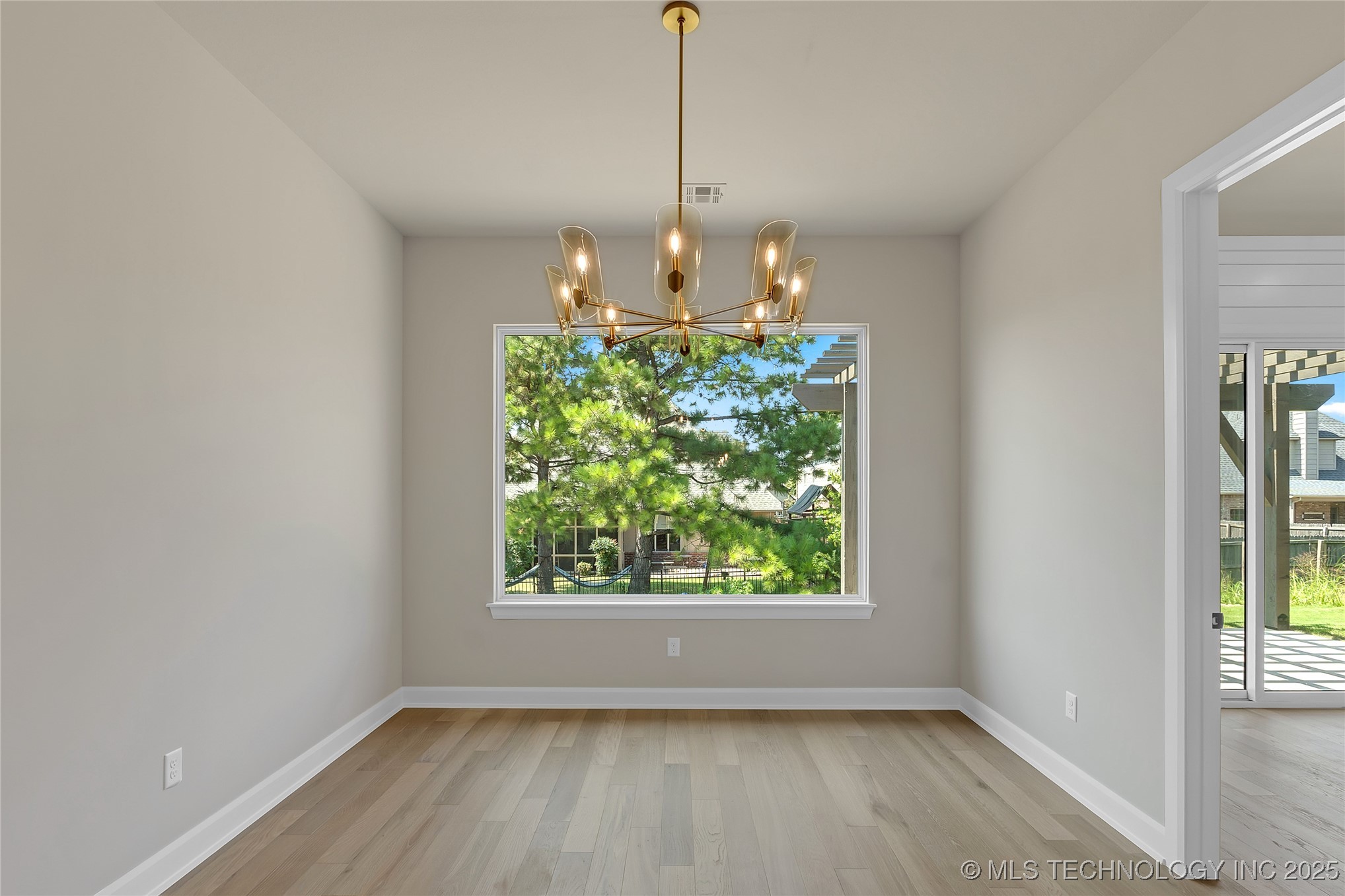 11966 S 94th East Avenue Property Photo 22