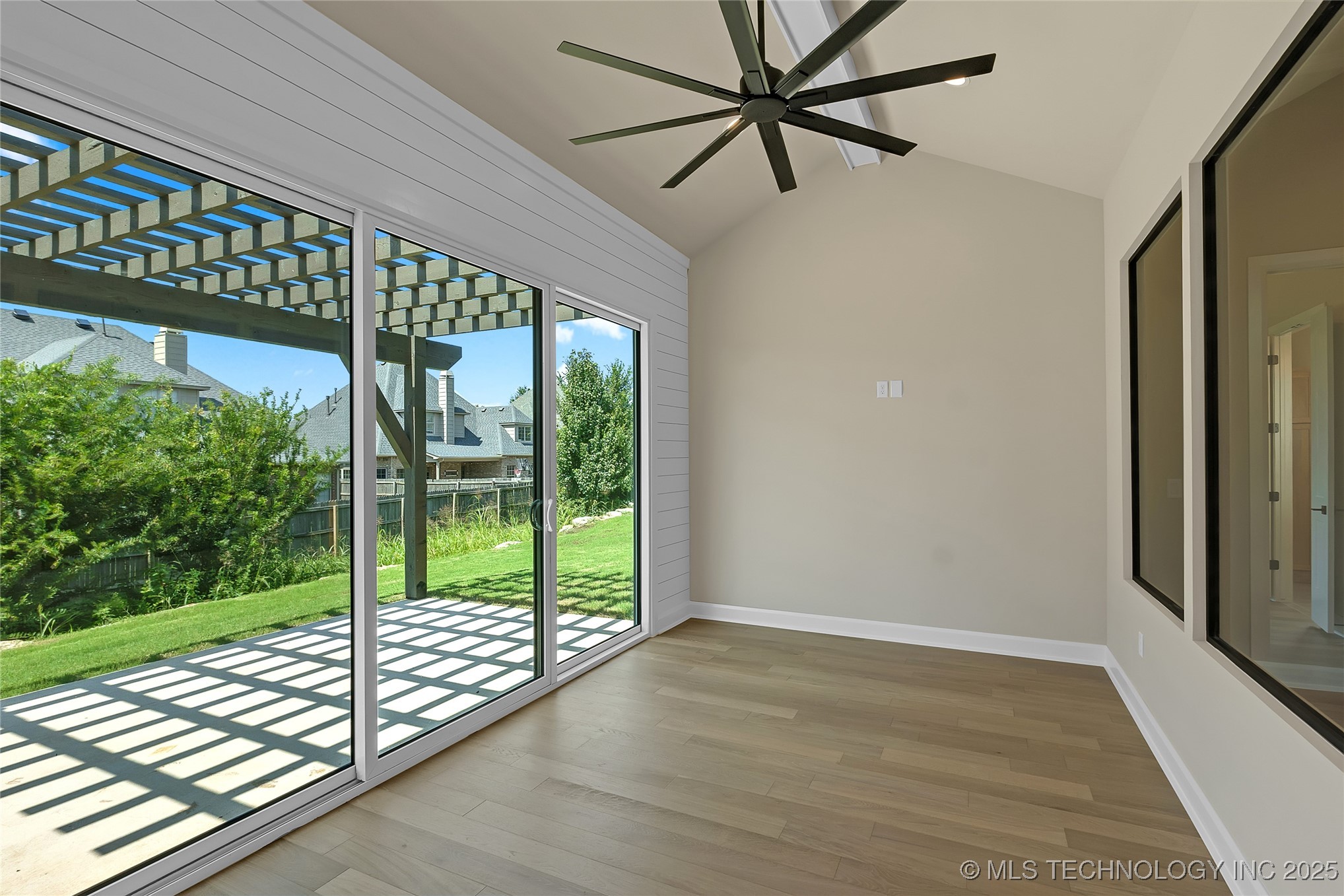 11966 S 94th East Avenue Property Photo 27