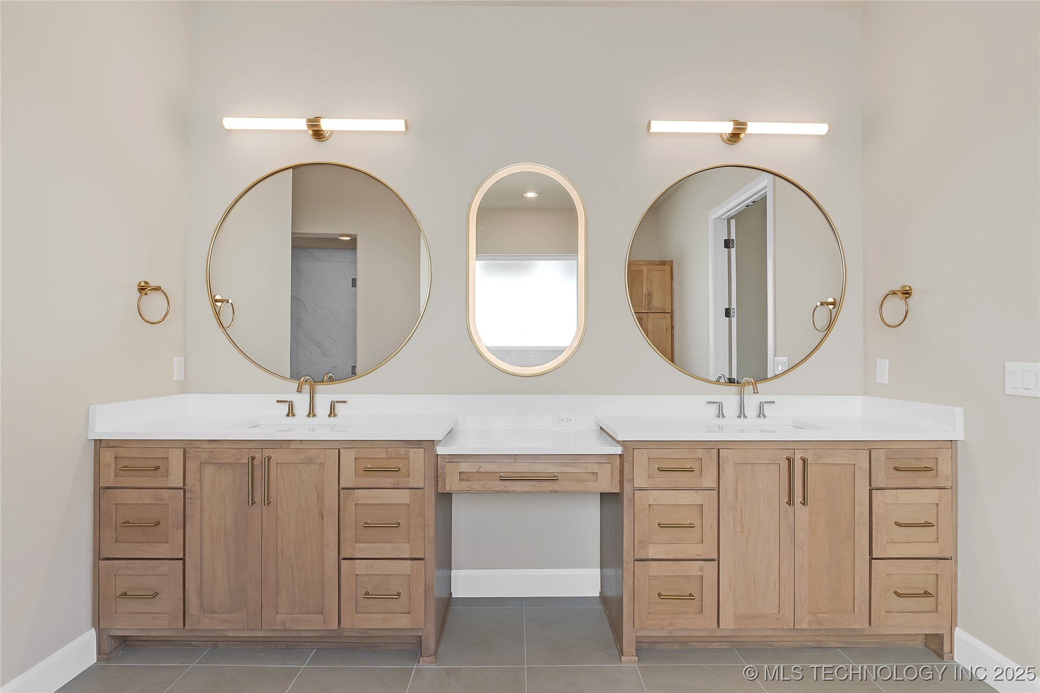 11966 S 94th East Avenue Property Photo 34