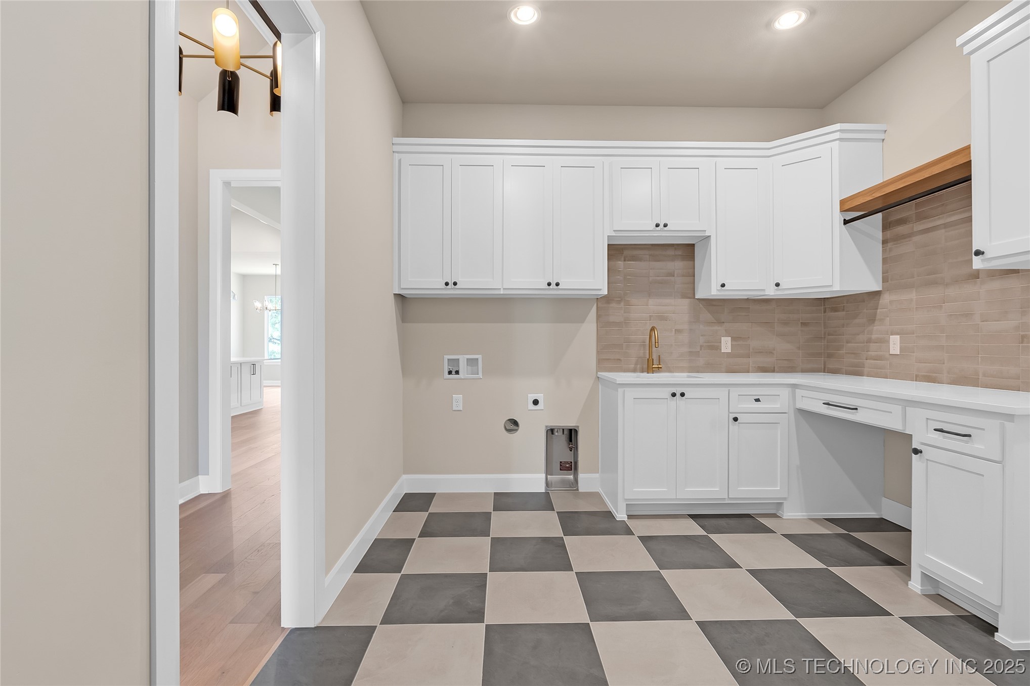 11966 S 94th East Avenue Property Photo 40