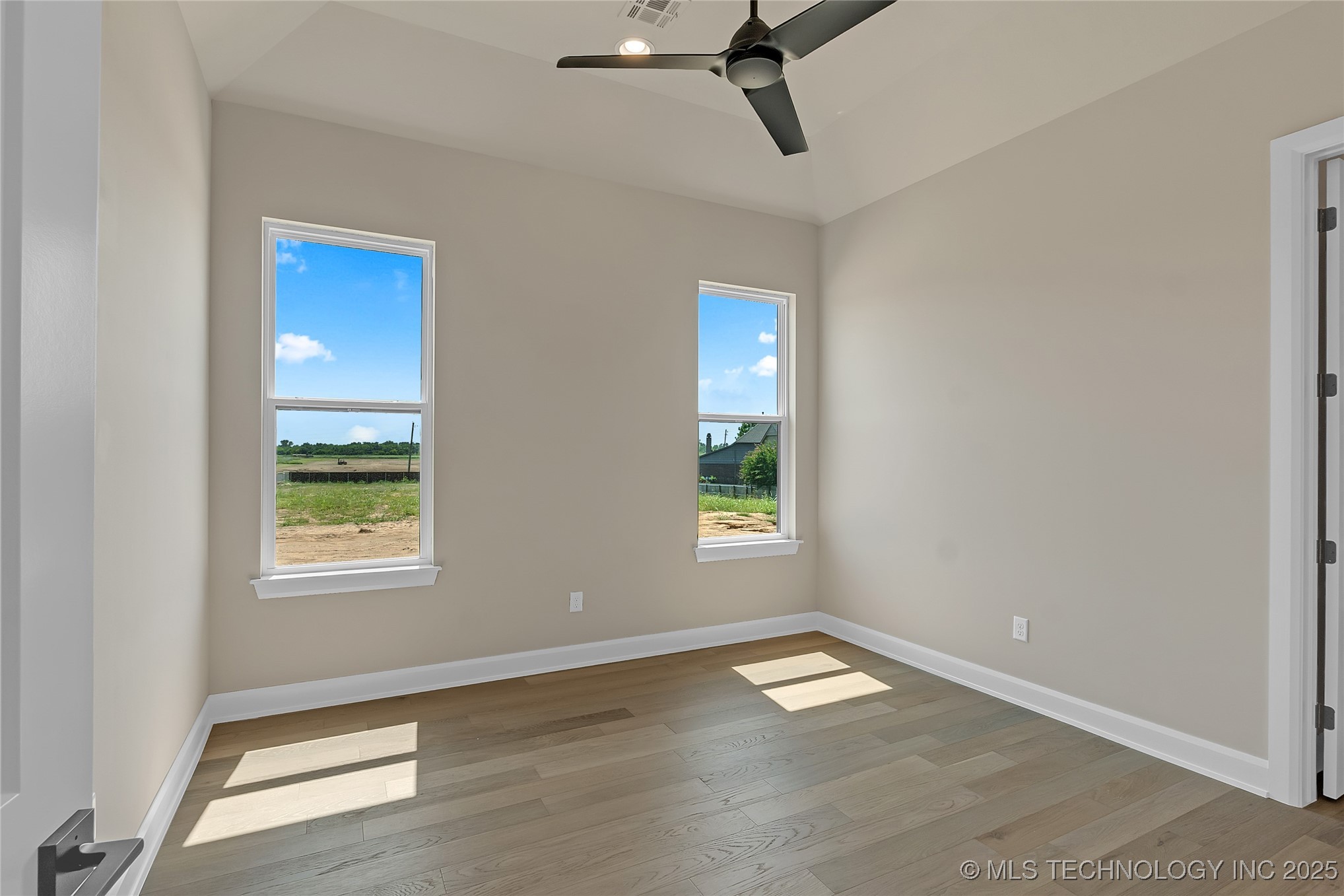 11966 S 94th East Avenue Property Photo 44