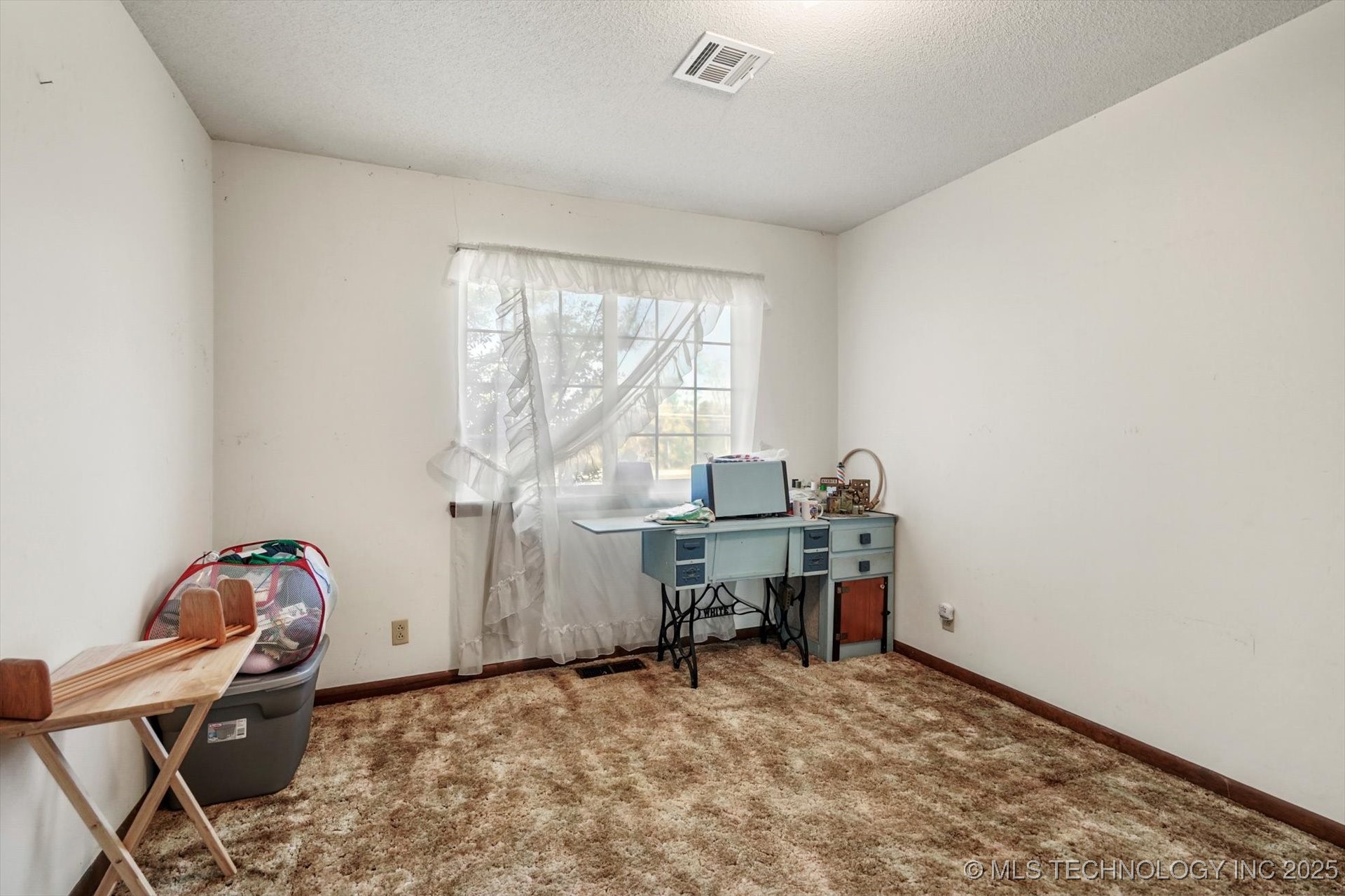 211 N Choctaw Road Property Photo 14