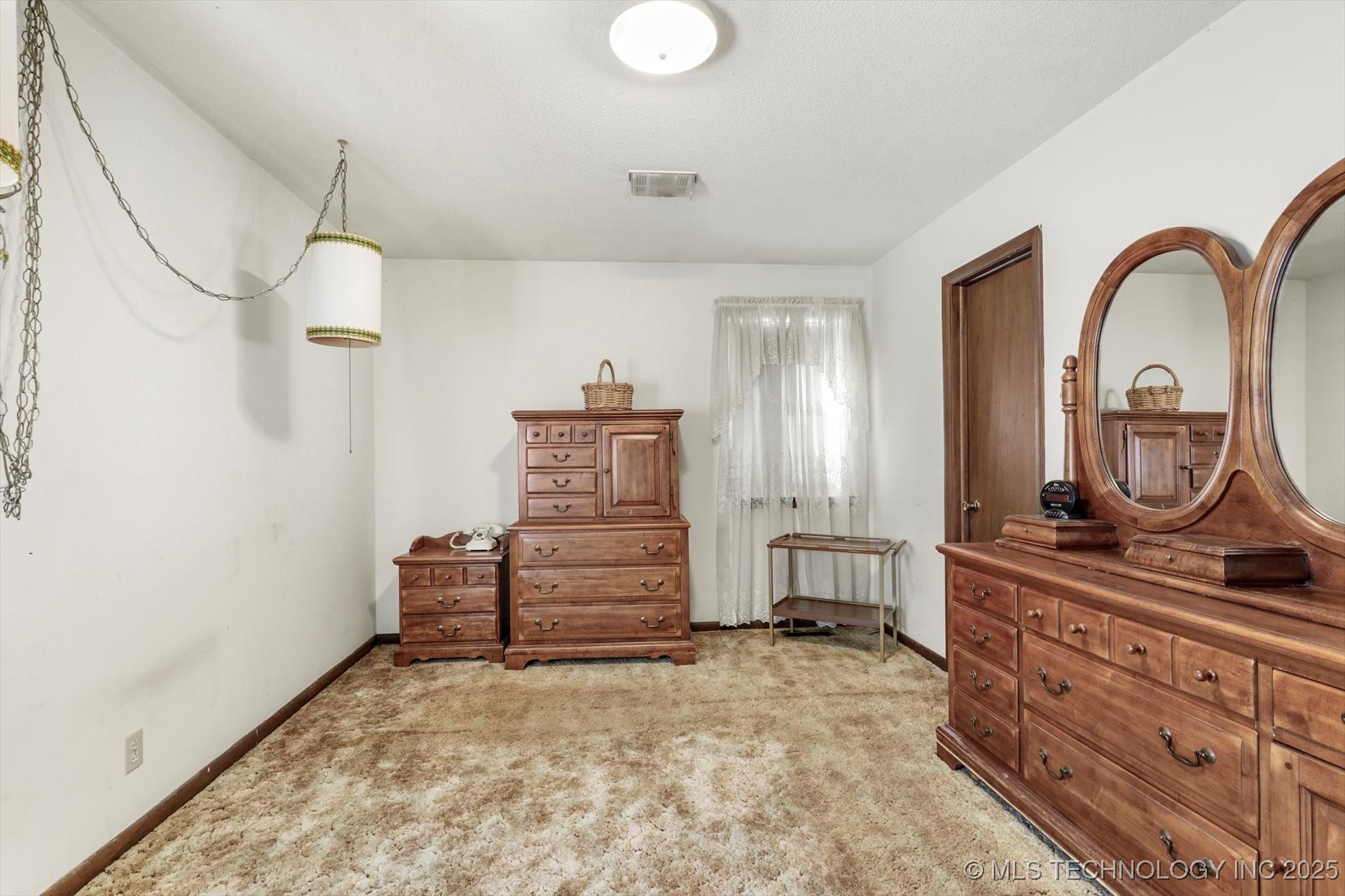 211 N Choctaw Road Property Photo 16