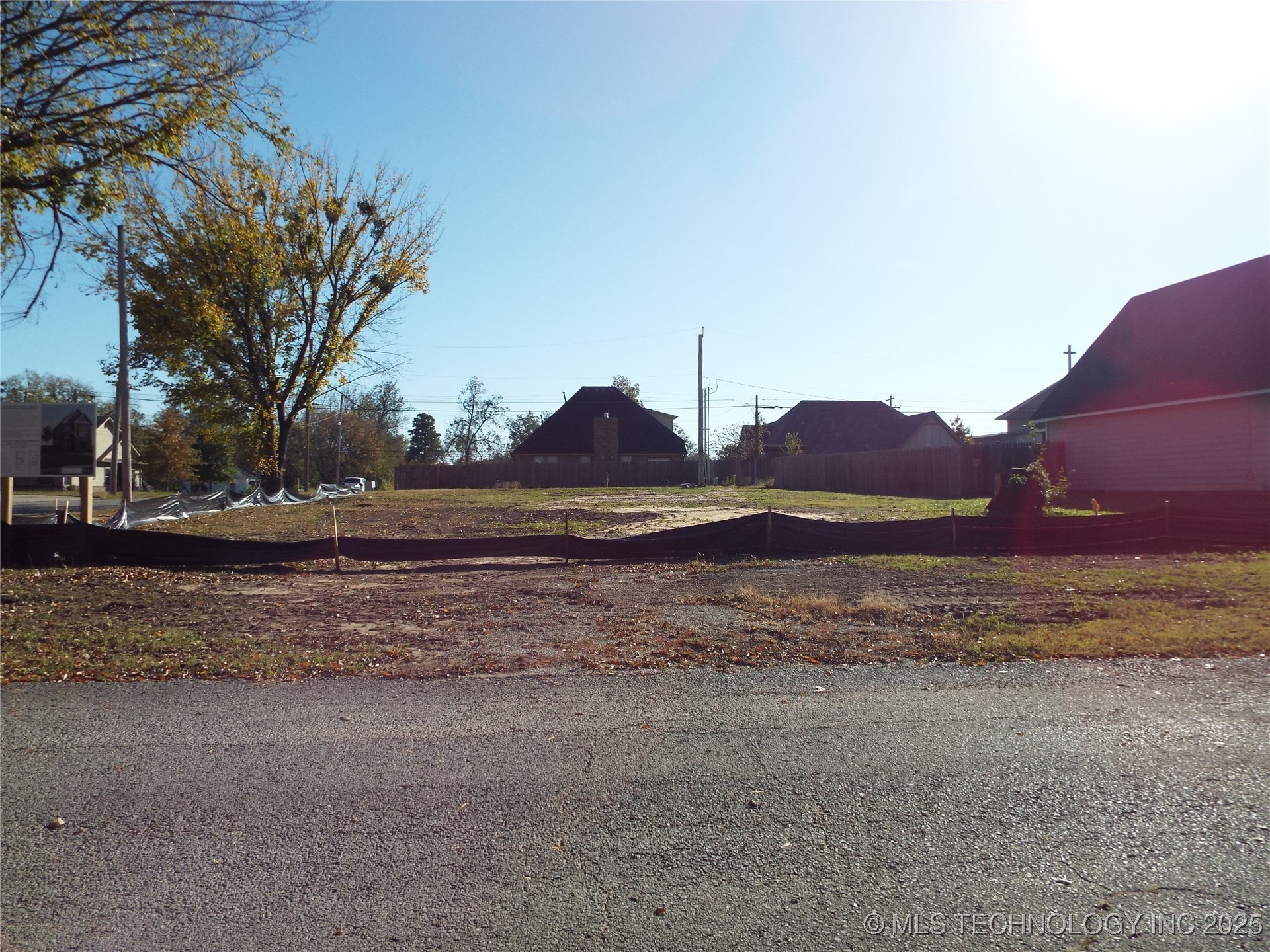 002 4th Street Property Photo 3