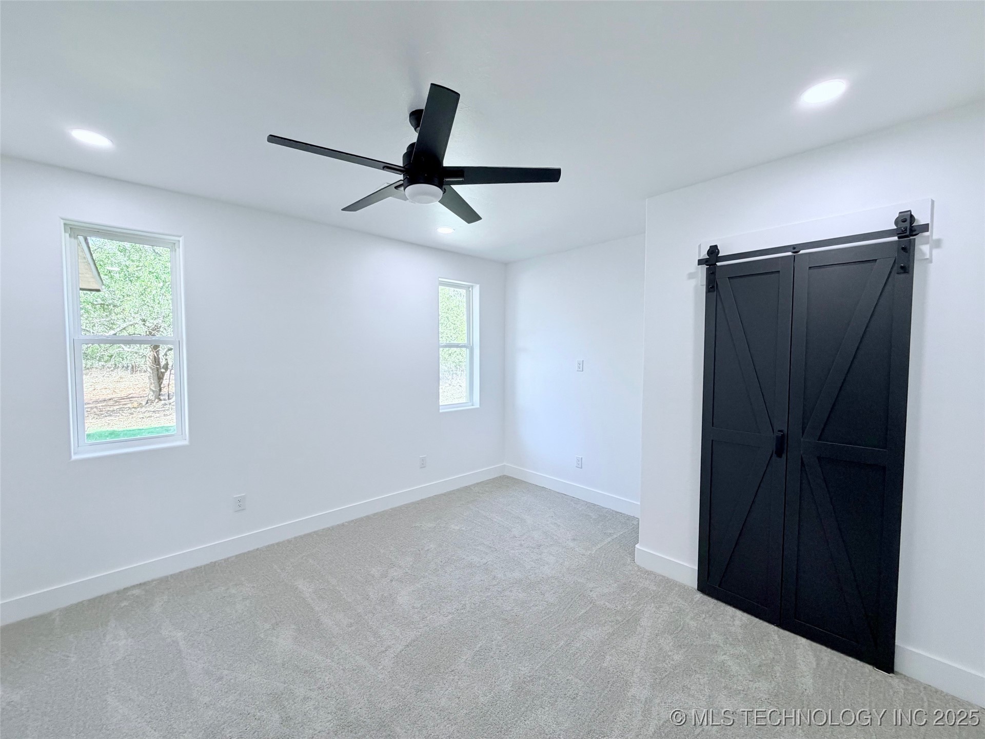 16902 Hackberry Lane Property Photo 10