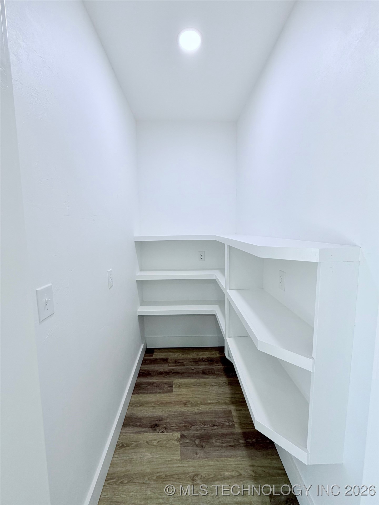 16902 Hackberry Lane Property Photo 13