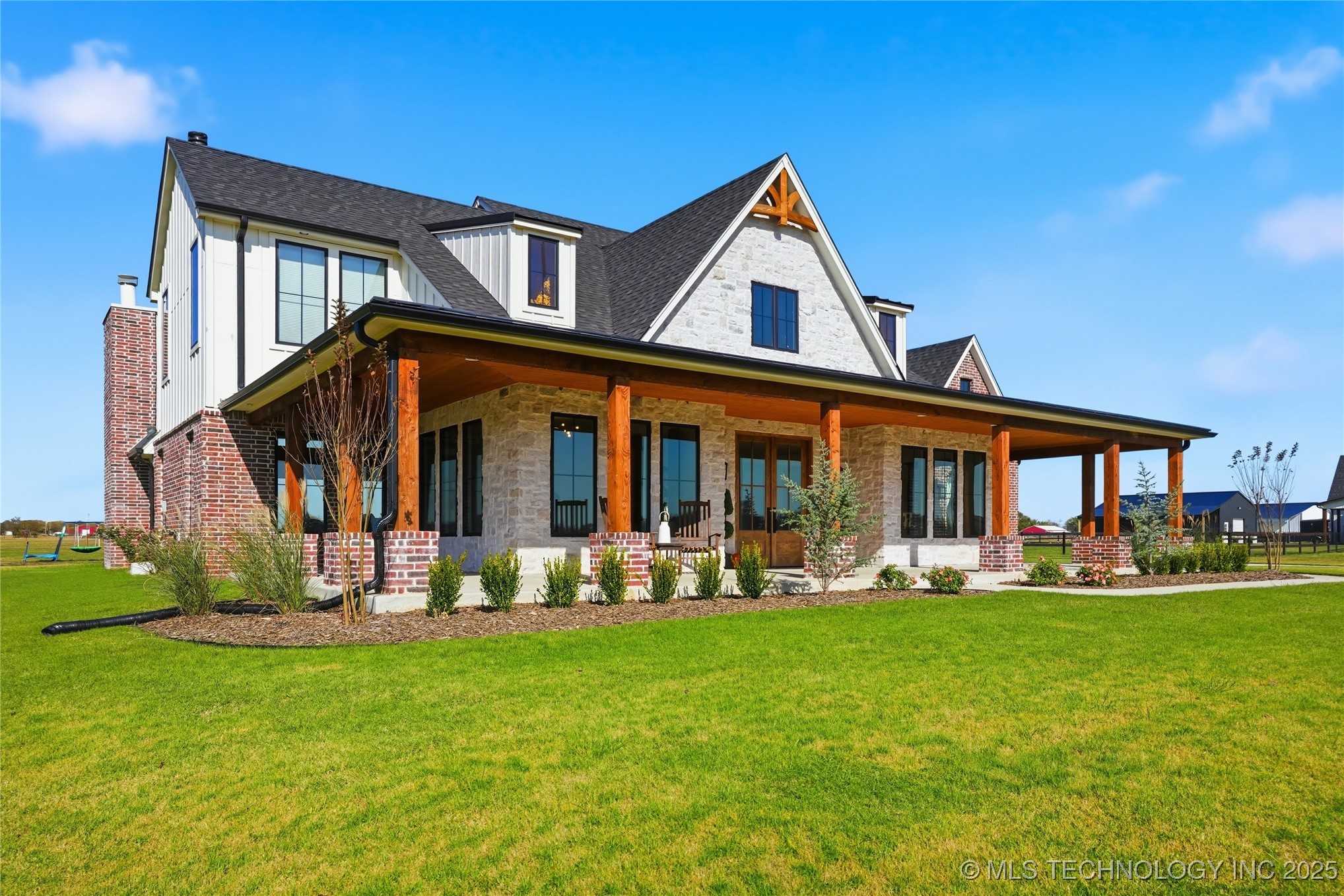 5393 W 184th Street S Property Photo 5