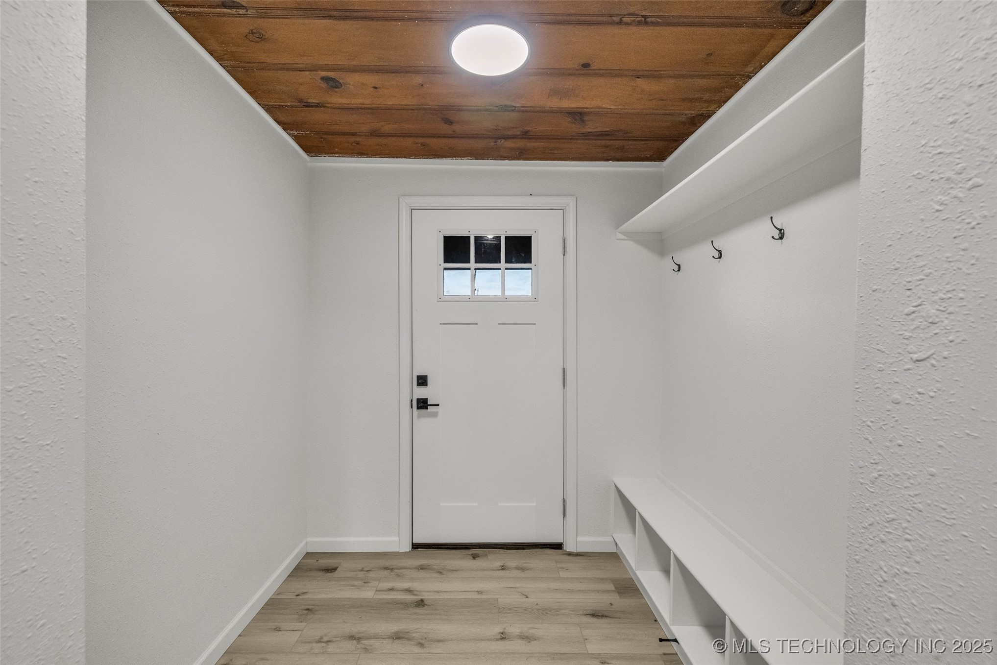 410 W Franklin Street Property Photo 6