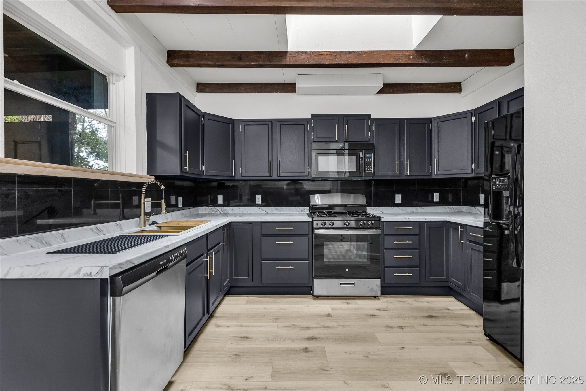 410 W Franklin Street Property Photo 16