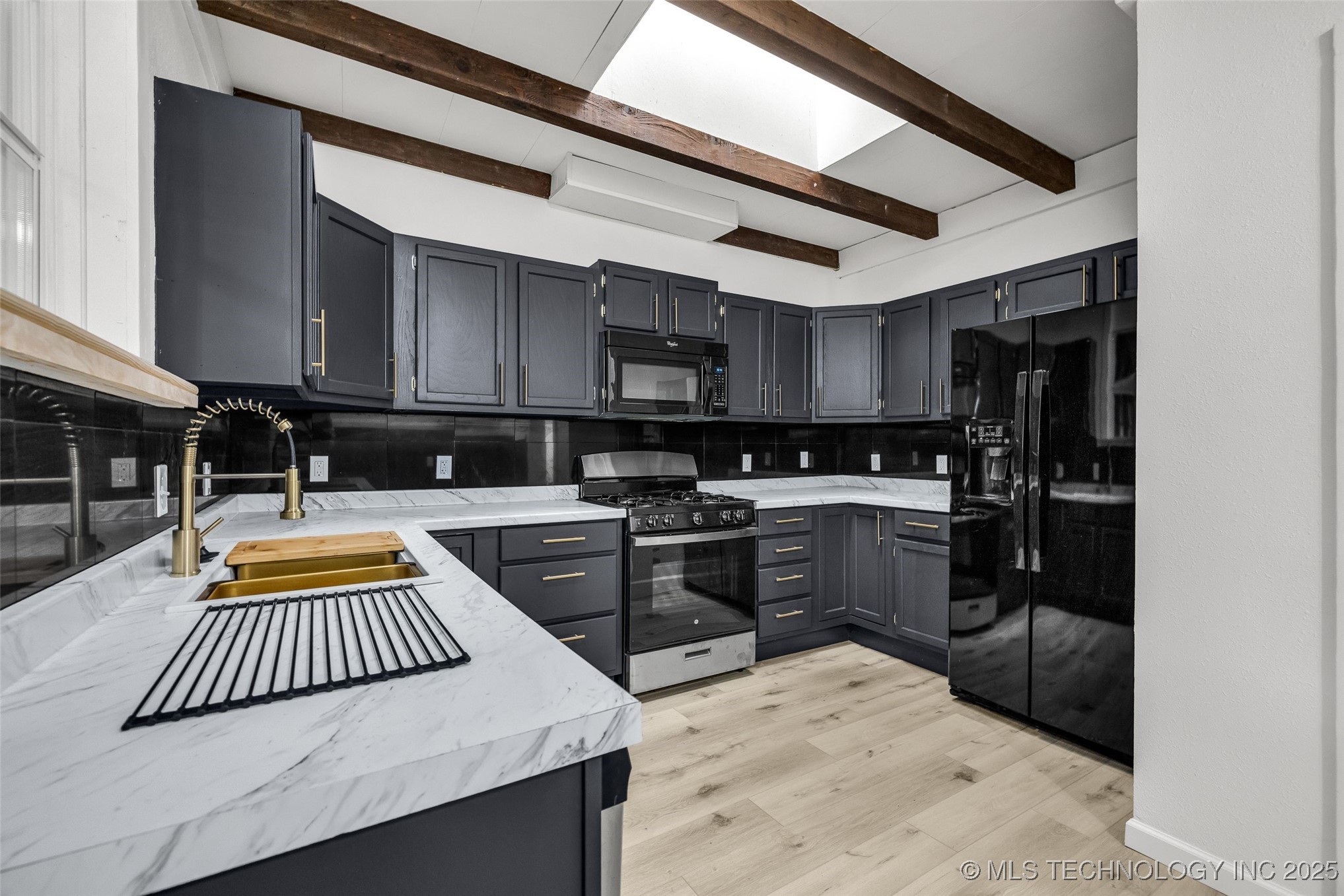 410 W Franklin Street Property Photo 17