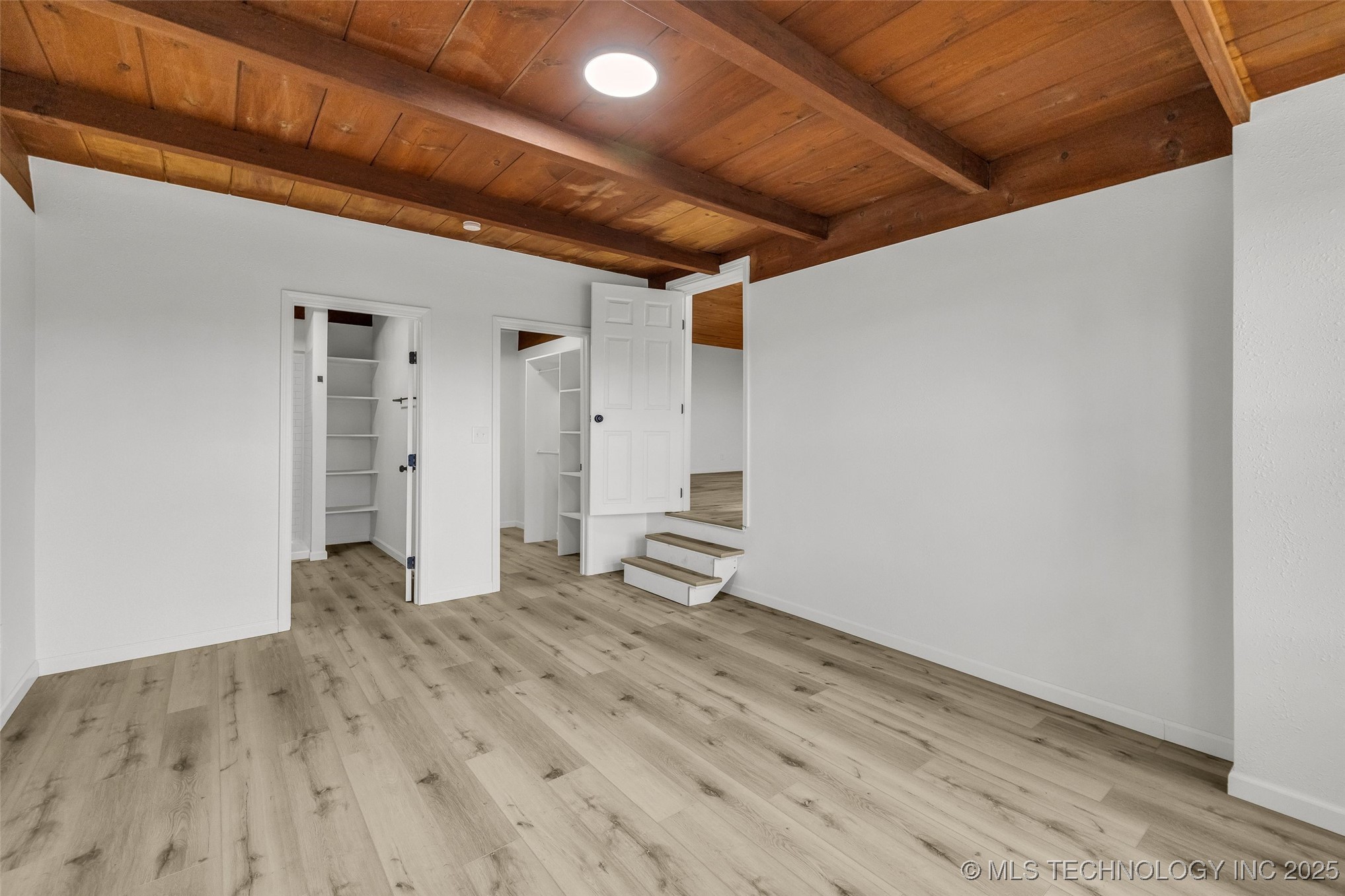 410 W Franklin Street Property Photo 24