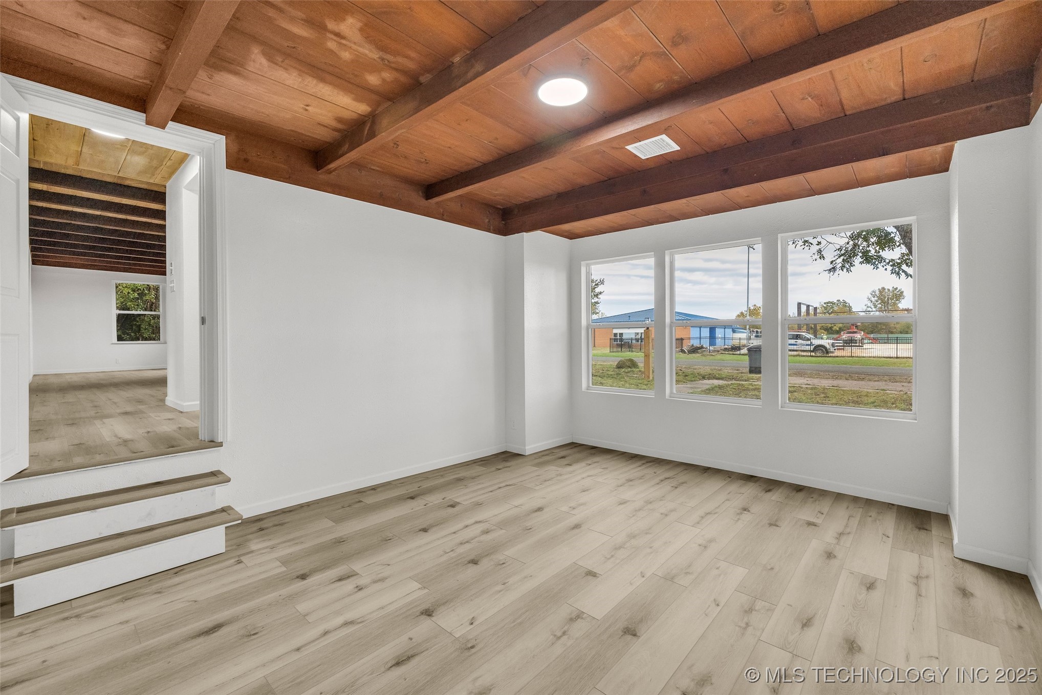 410 W Franklin Street Property Photo 25