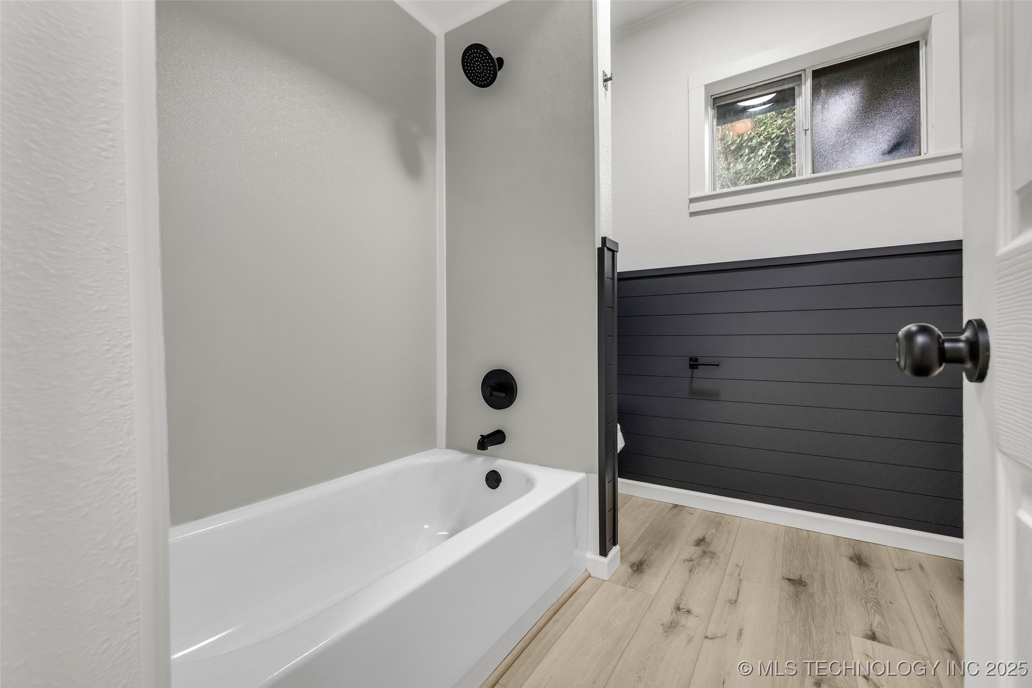 410 W Franklin Street Property Photo 34