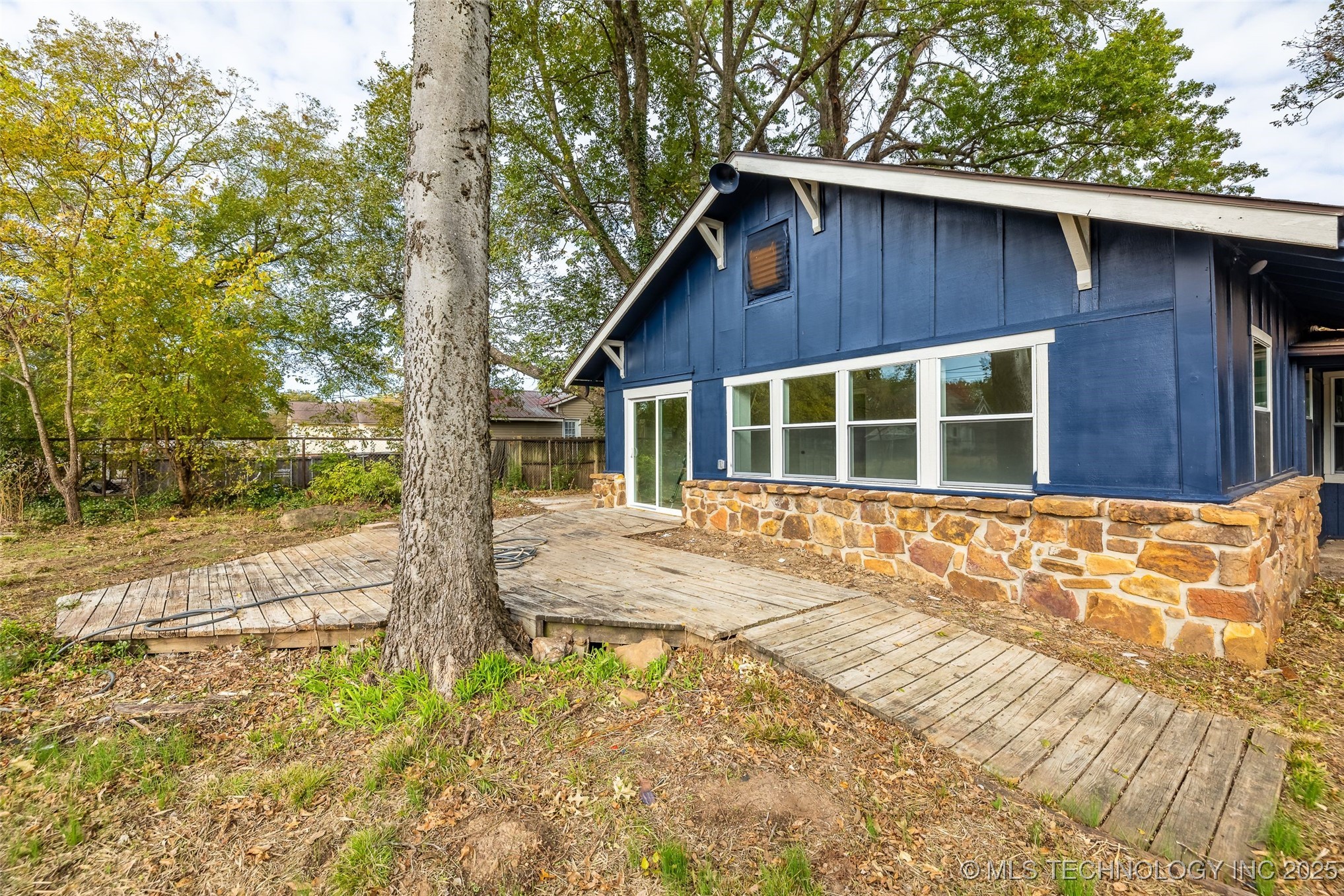 410 W Franklin Street Property Photo 51