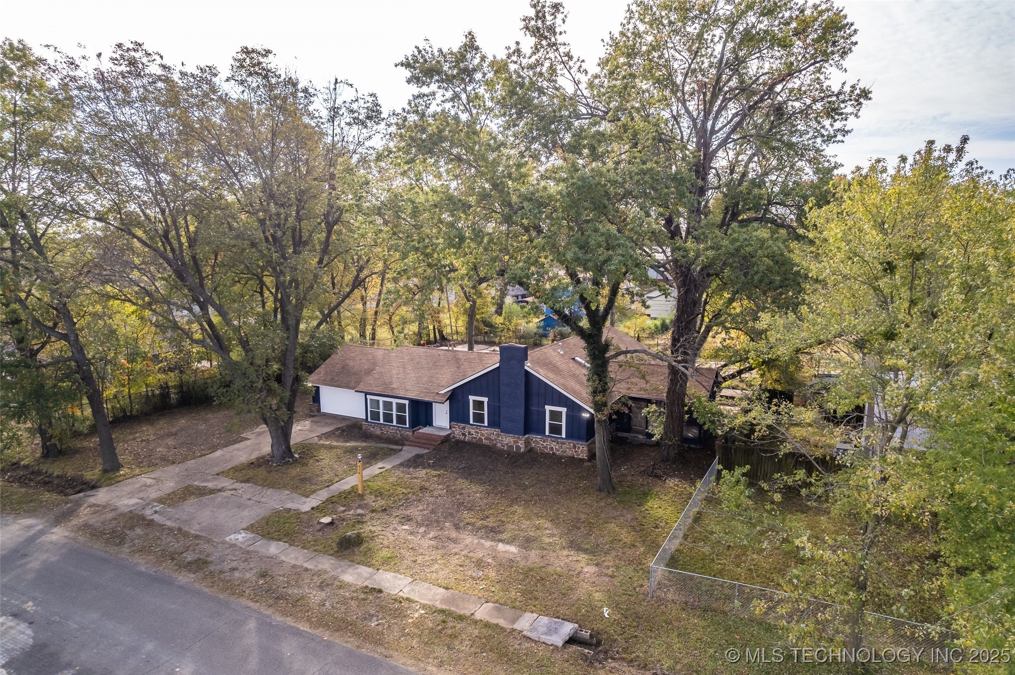 410 W Franklin Street Property Photo 53