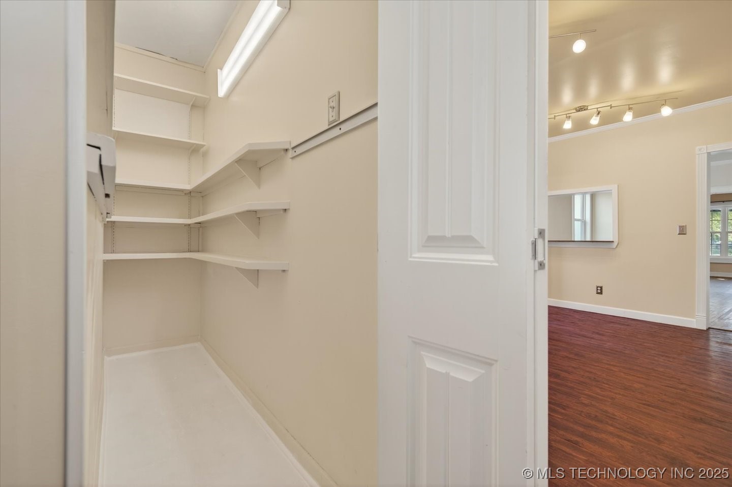 15115 E 136th Street Property Photo 14