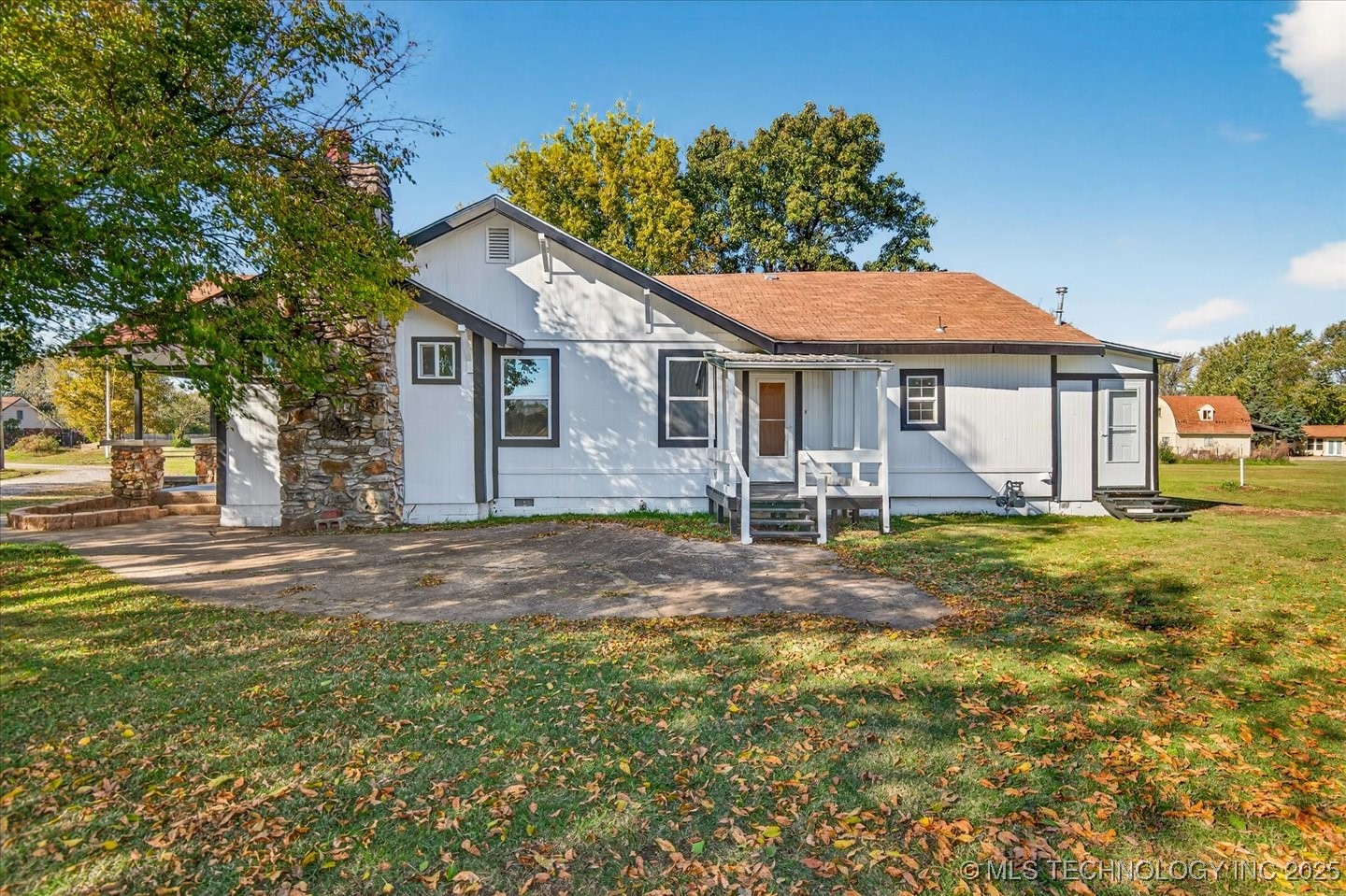 15115 E 136th Street Property Photo 28