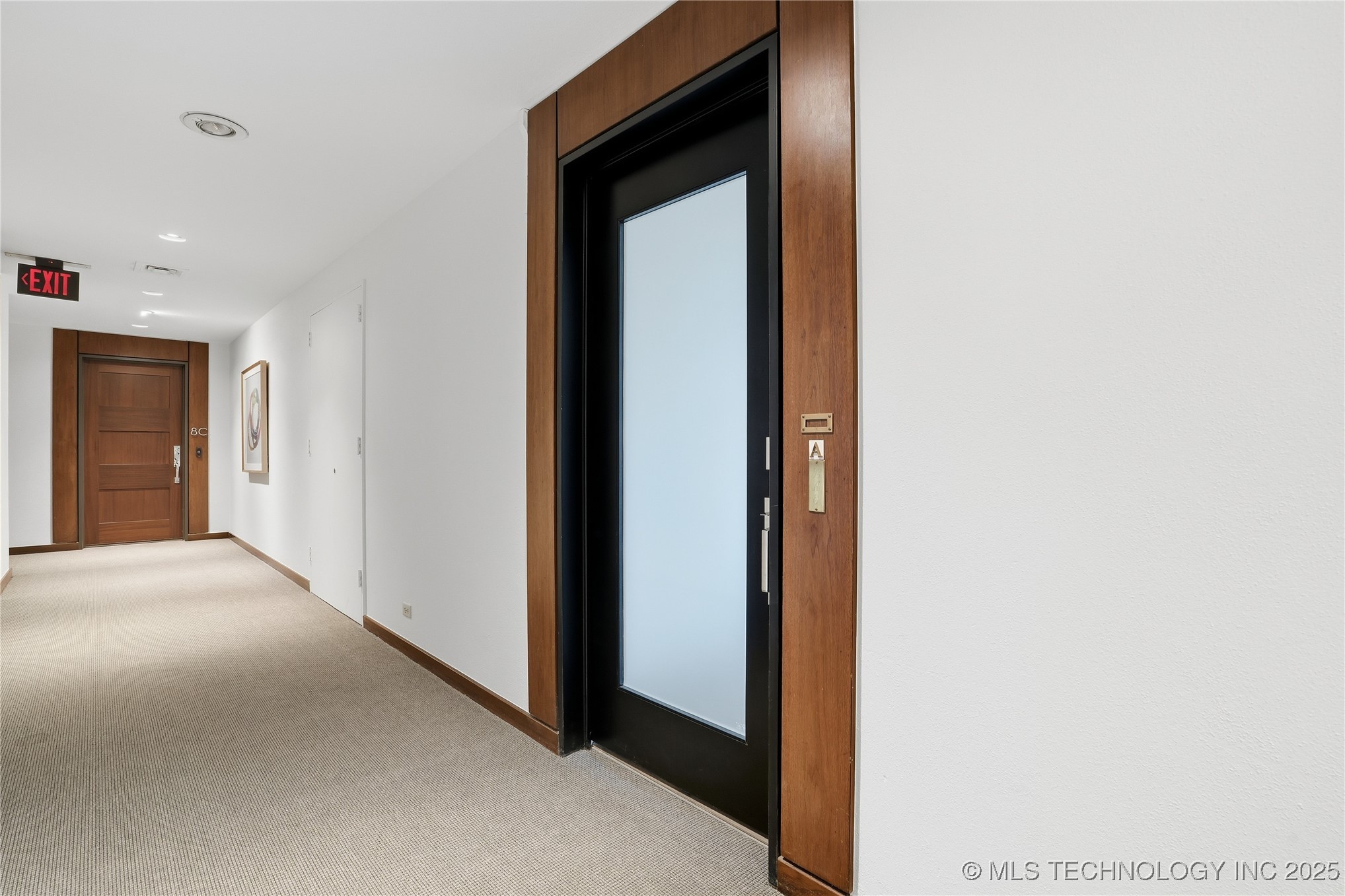 2300 Riverside Drive 8a Property Photo 6