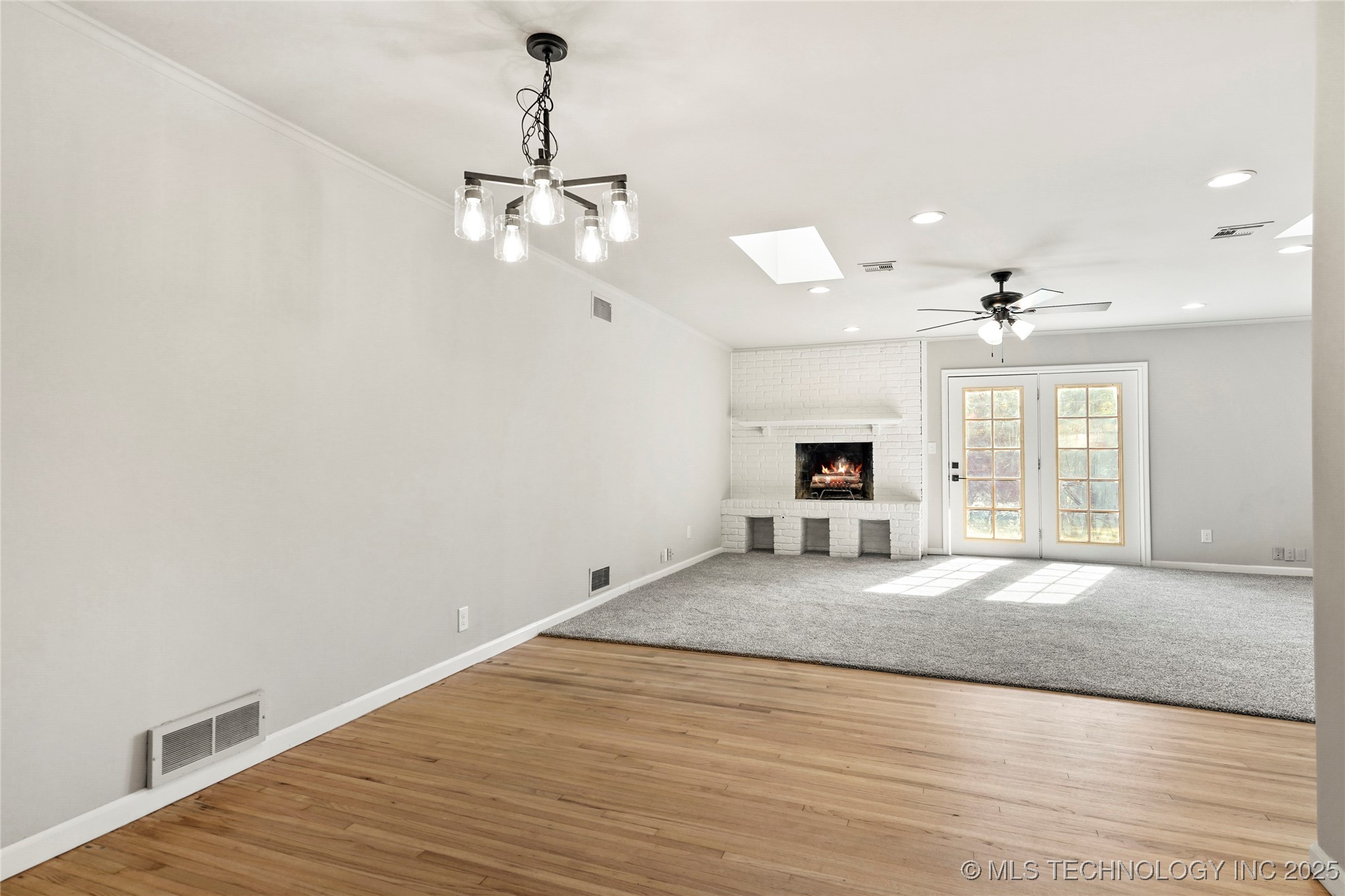 3930 E 34th Street Property Photo 3