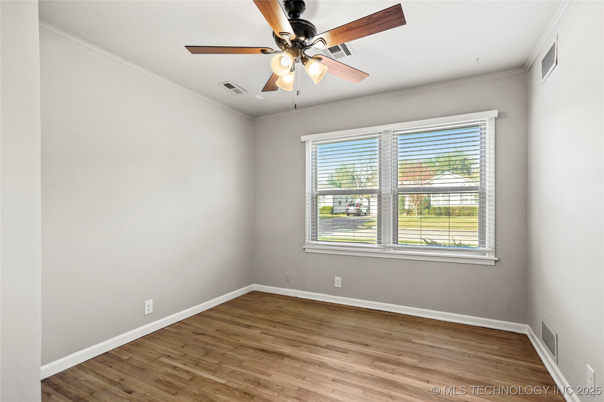 3930 E 34th Street Property Photo 20