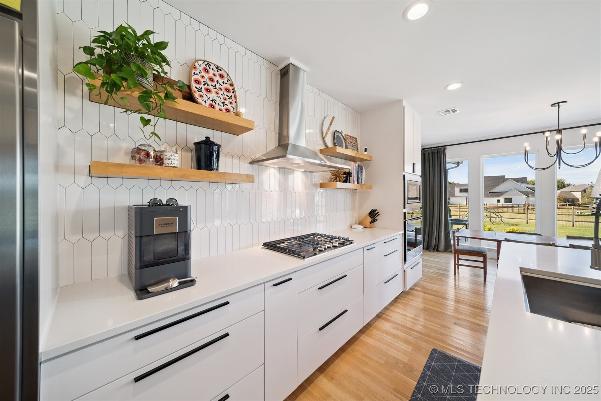 18826 E Chokeberry Street Property Photo 13