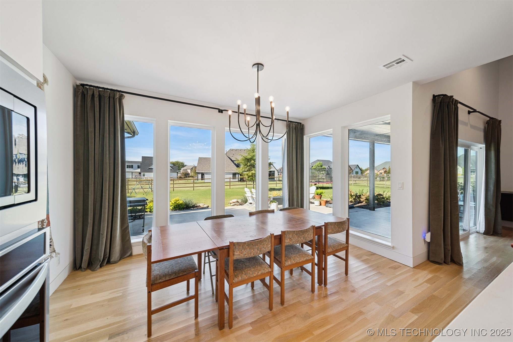 18826 E Chokeberry Street Property Photo 15