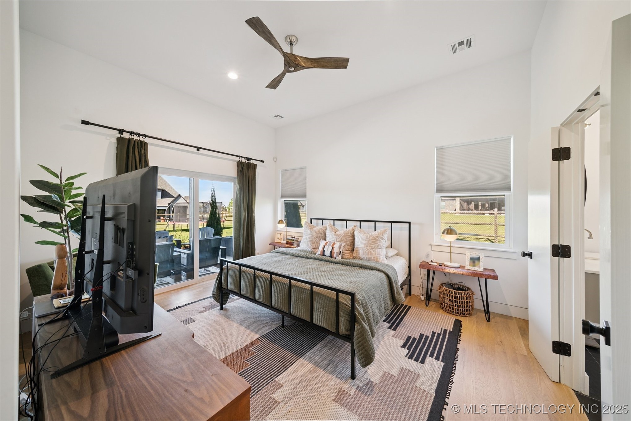 18826 E Chokeberry Street Property Photo 25