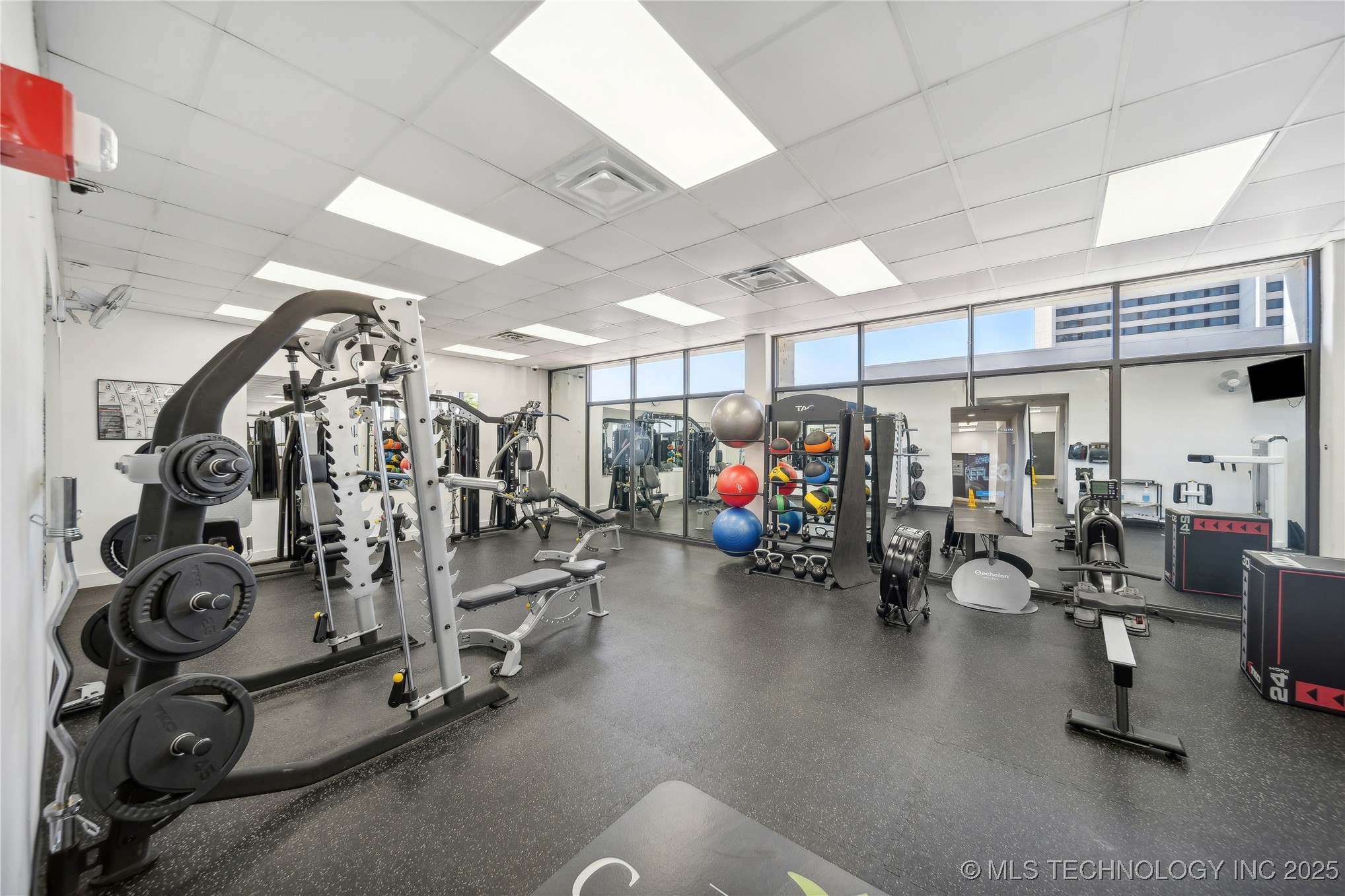 410 W 7th Street 1823 Property Photo 13