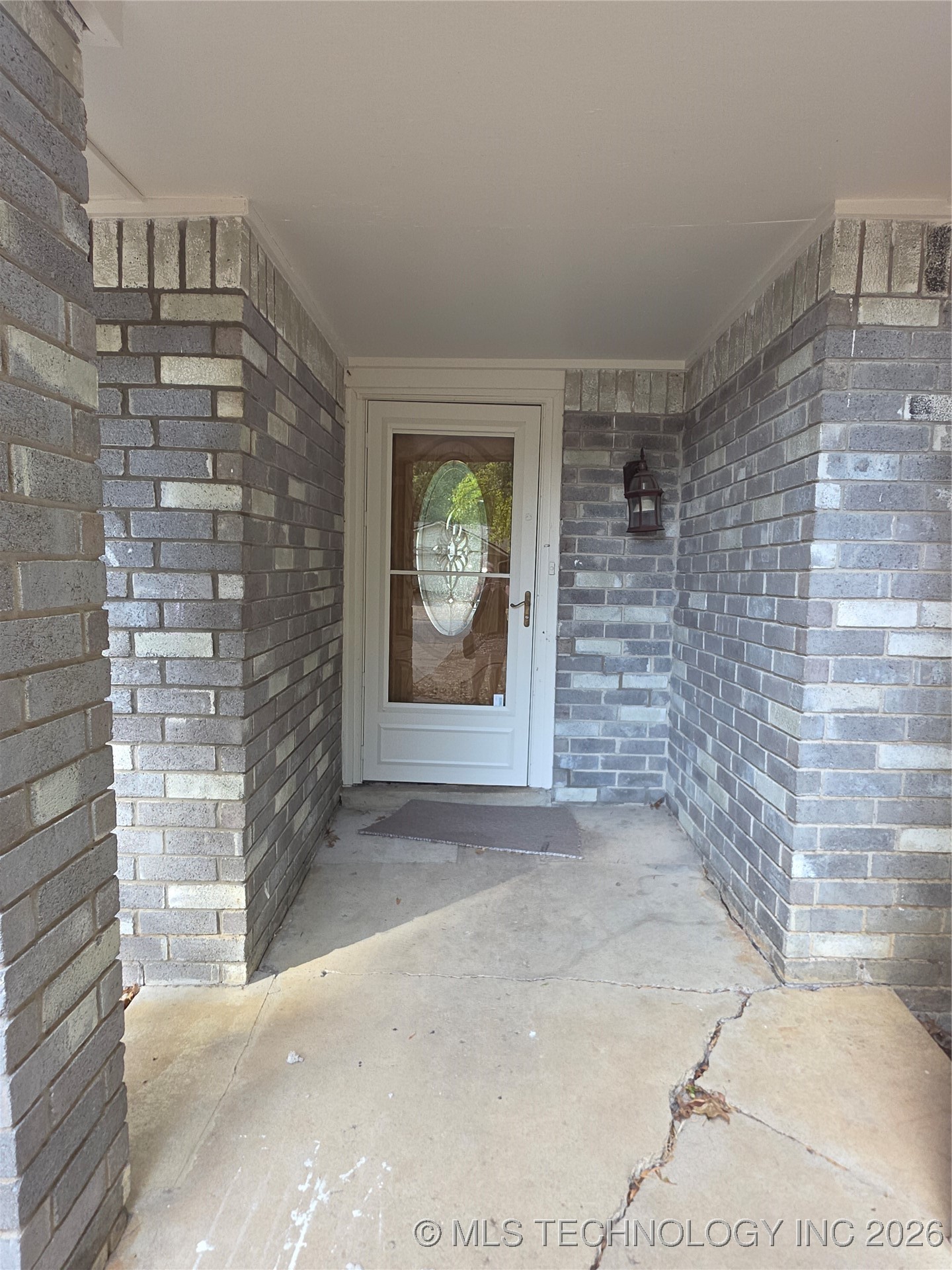 661 E 135th Street Property Photo 2