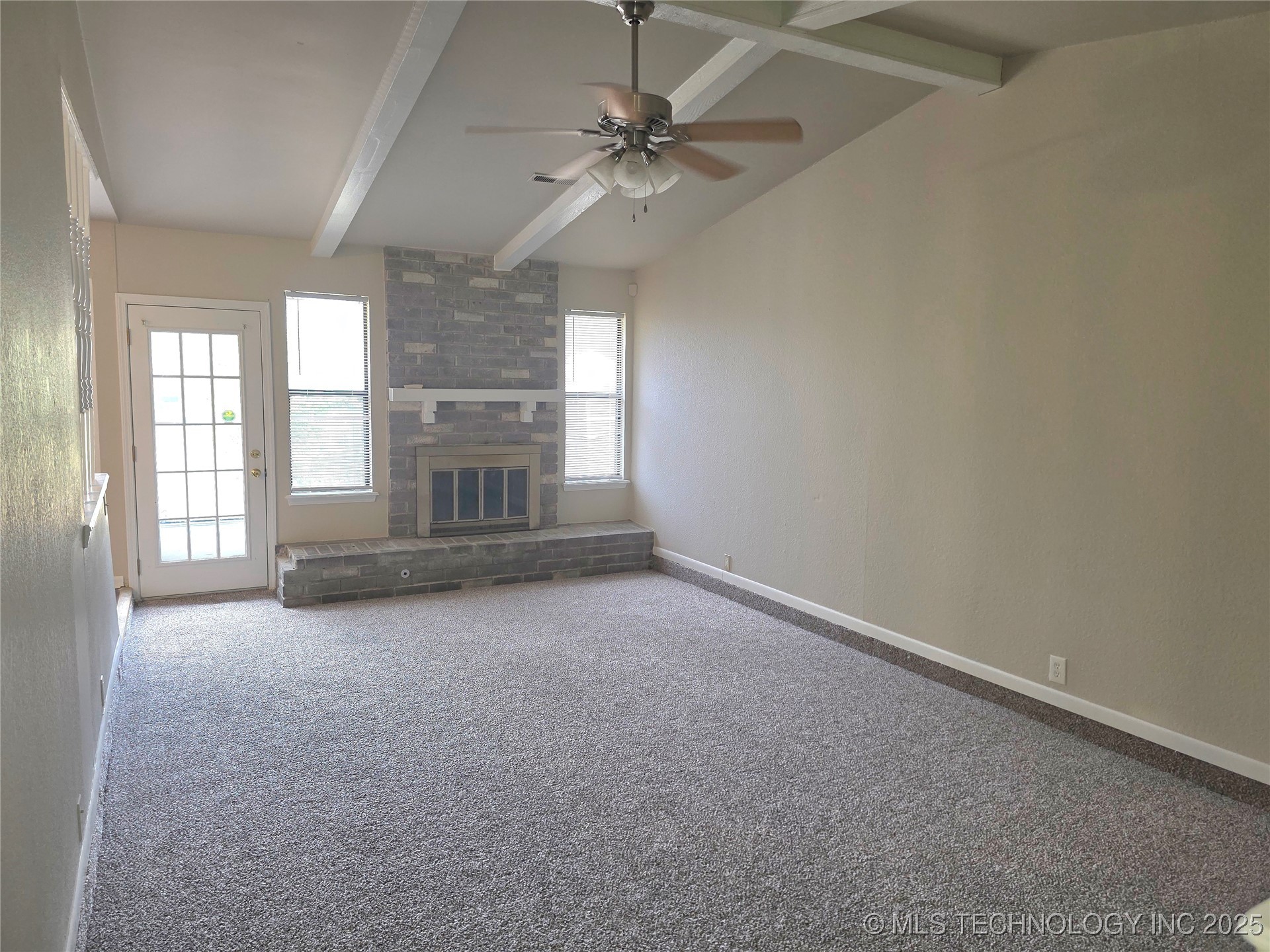 661 E 135th Street Property Photo 5