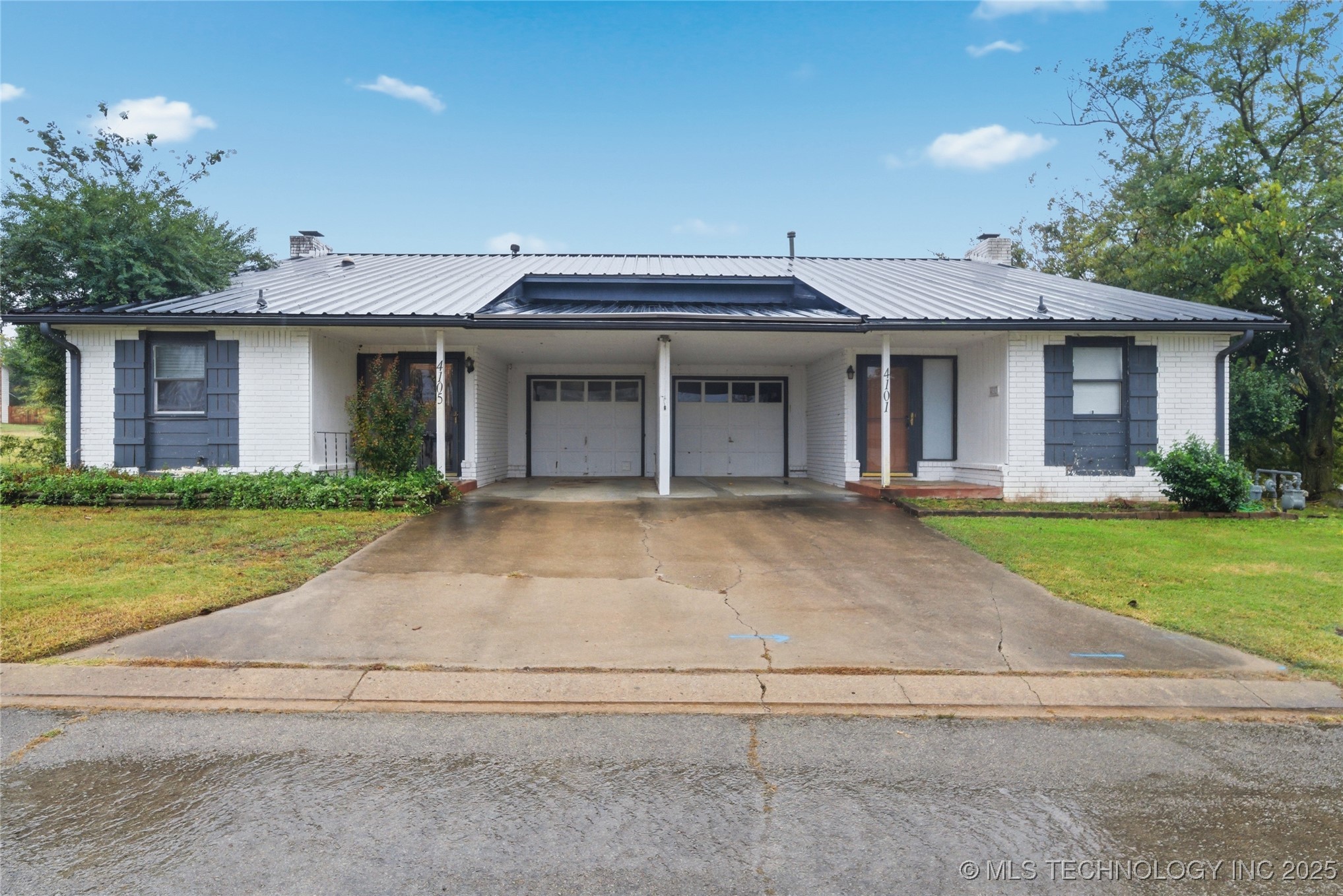 4105 Starboard Court Property Photo 1