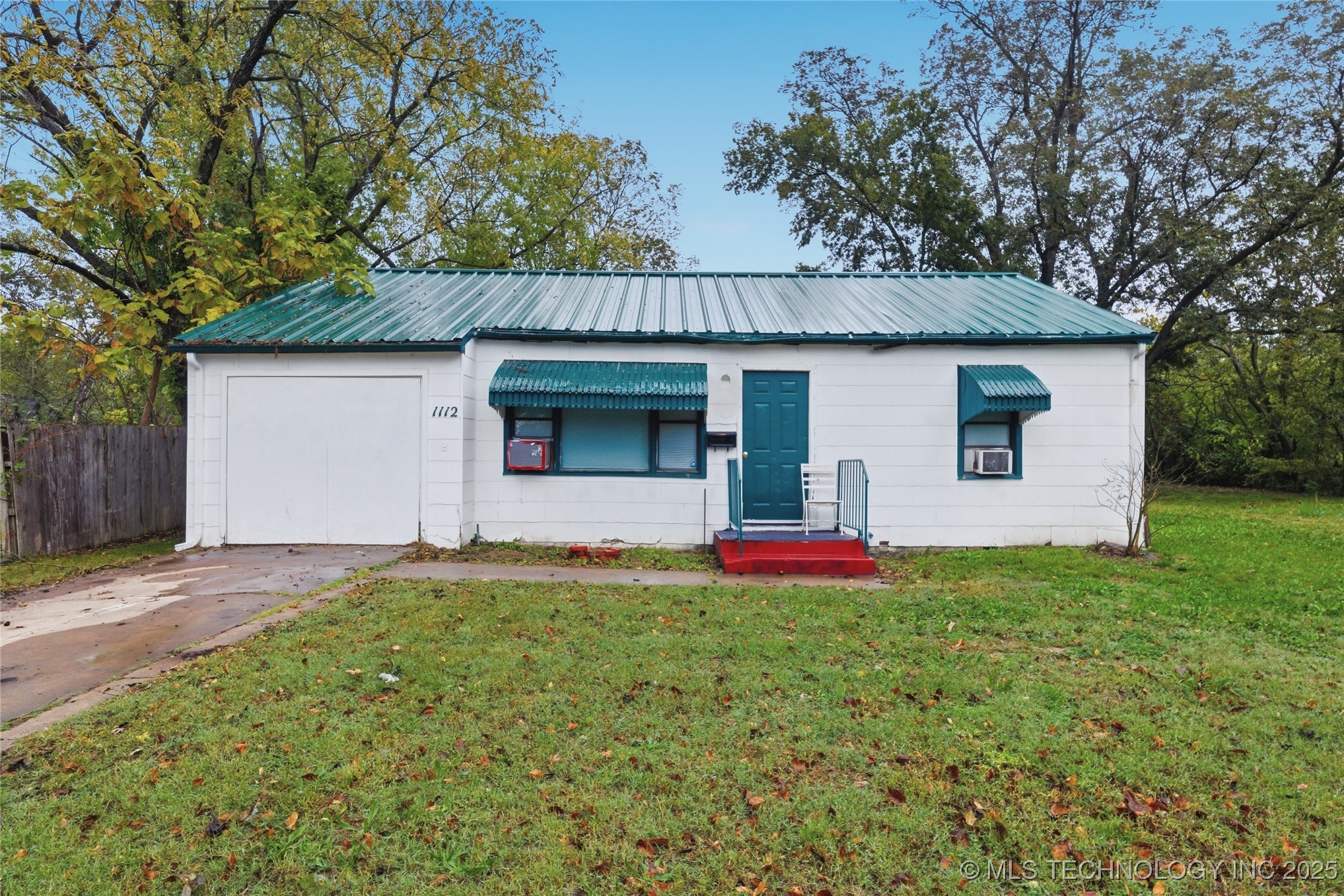 4105 Starboard Court Property Photo 2