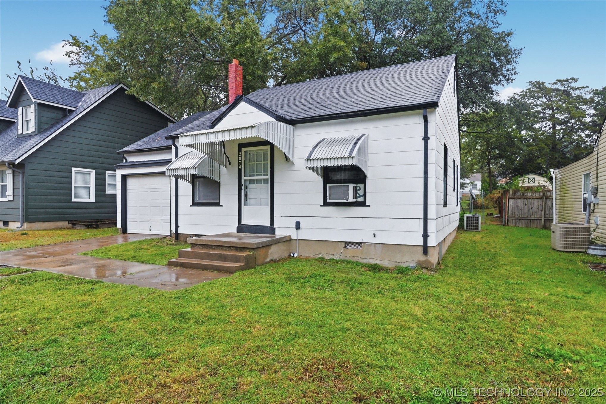 4105 Starboard Court Property Photo 9