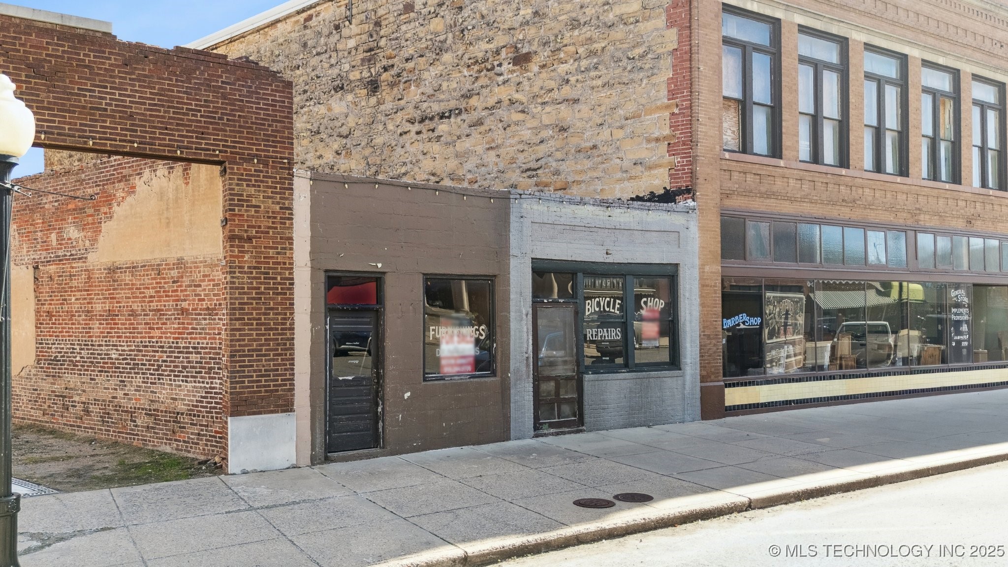 614 Kihekah Avenue Property Photo 3